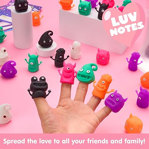 Miniatura 4 de JOYIN Paquete de 30 marionetas de dedo para el día de San Valentín con tarjetas, regalo de intercambio de aula para niños, recuerdos de fiesta de