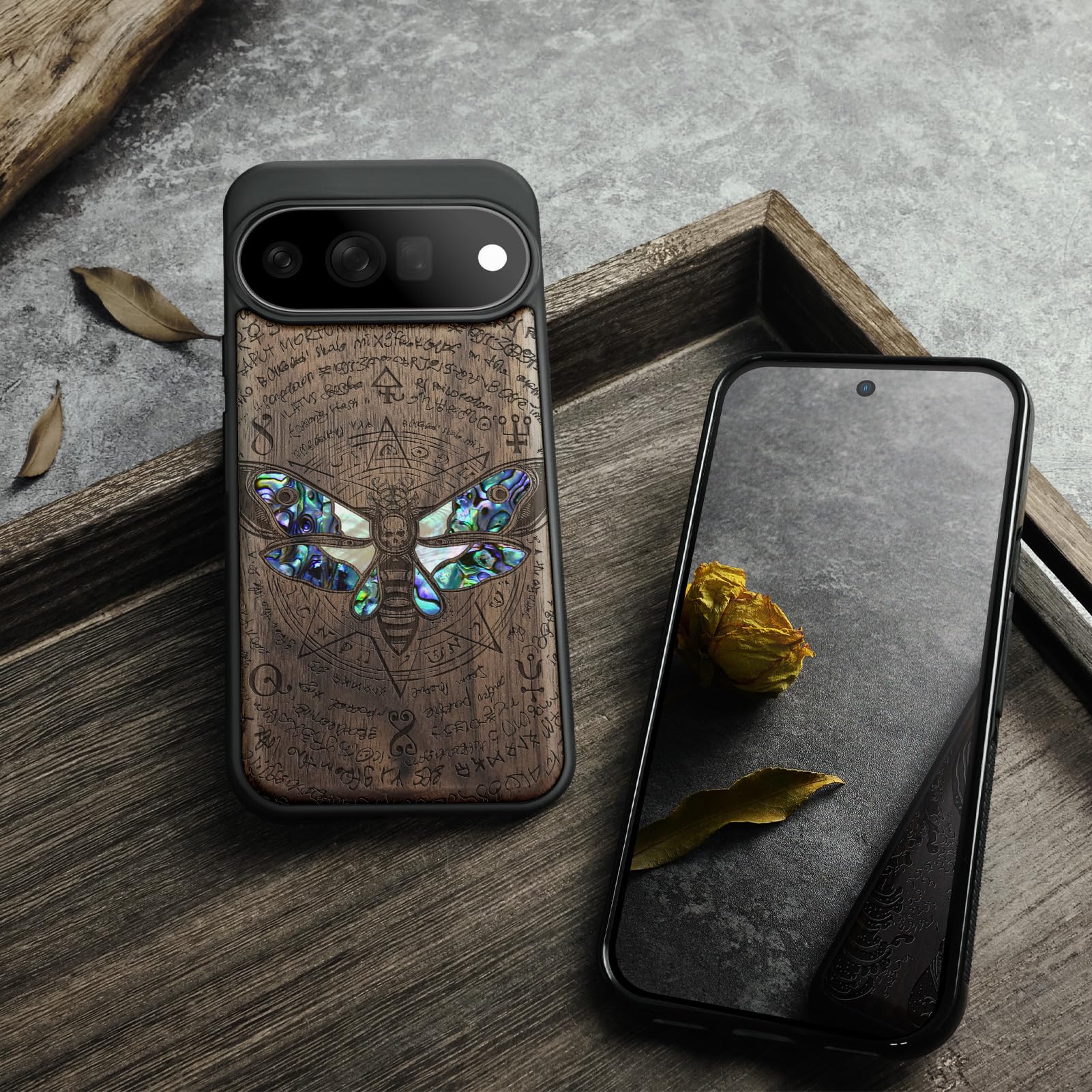 Carveit Madera Funda para Pixel 11 Pro XL (Nogal-Headmat of Death) | Compatible con MagSafe [Grabado en madera e incrustación de mejillones] Magnética Cover para Google Pixel 11 Pro XL Carcasa
