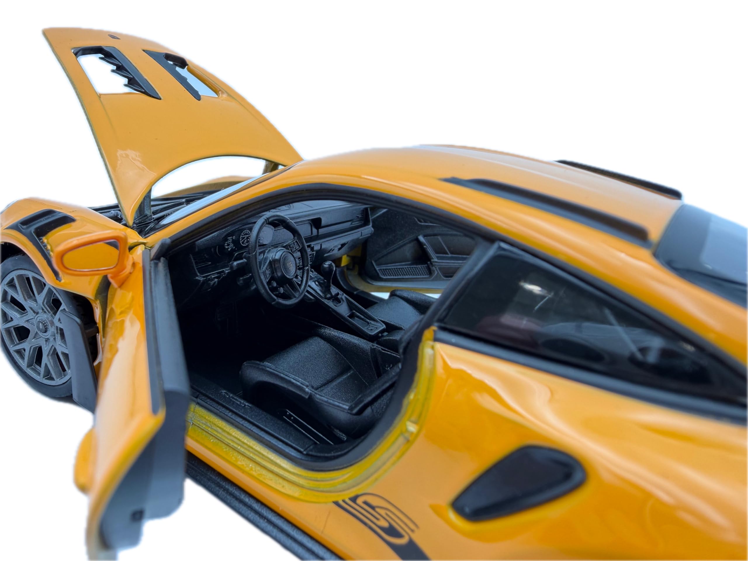 Porsche 911 (992) GT3 RS Modellauto 1:24, gelb - Detailgetreues Sammlermodell I GT Marketing I Miniatur Fahrzeug (Museum Edition)