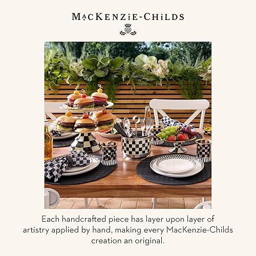 Miniatura 6 de MACKENZIE-CHILDS Bandeja de Servir con Pedestal Esmaltado, Plato Decorativo para Alimentos, Pequeño, Cuadros Cortesanos en Blanco y Negro