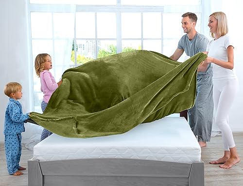 Miniatura 3 de Utopia Bedding - Manta polar de 8.85 ozyd, tamaño queen, color verde oliva, manta de cama antiestática, mullida, suave, de microfibra (90 x 90