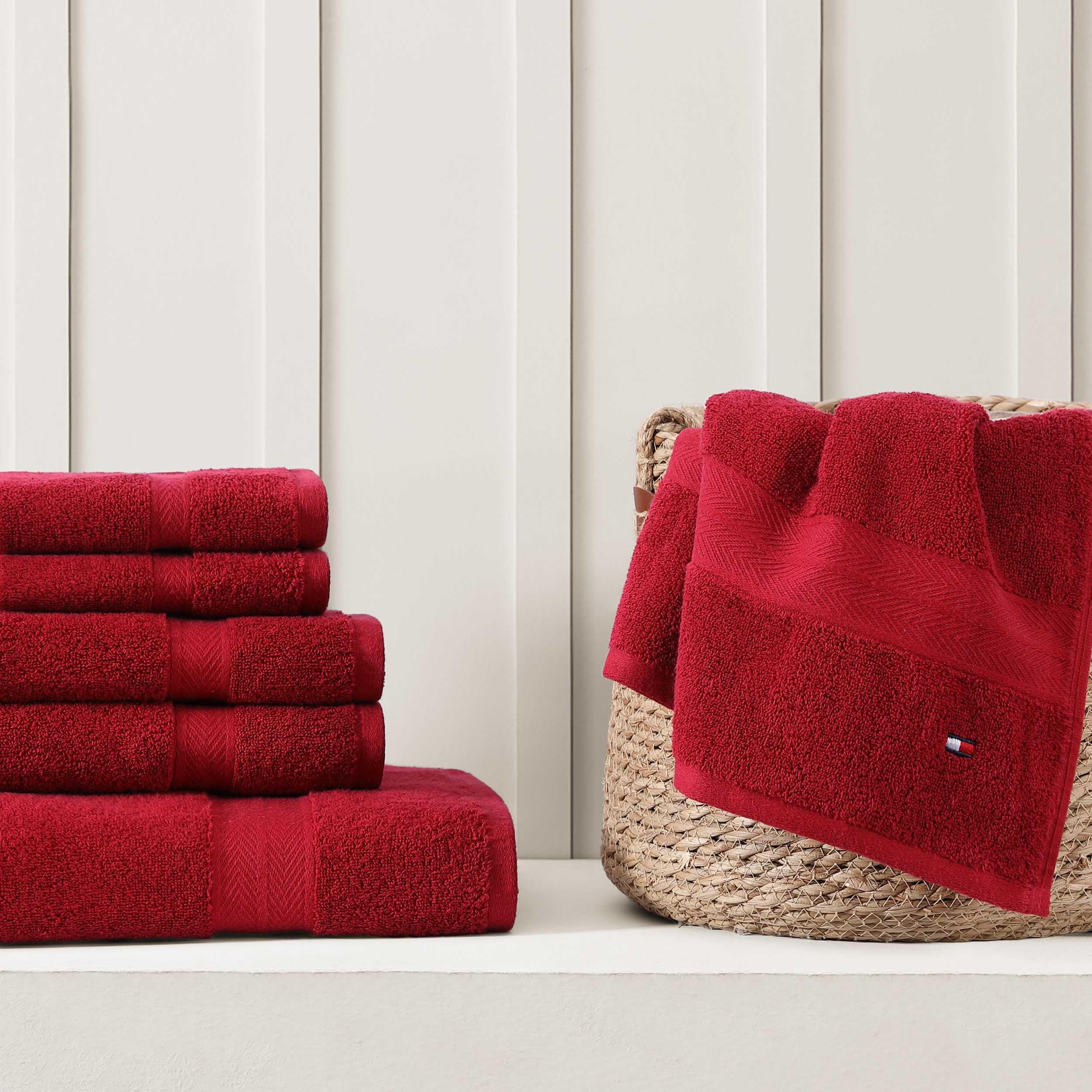 Tommy Hilfiger - Set di asciugamani da bagno, in spugna di cotone assorbente con zero torsione, peso medio, certificato Oeko-Tex (Modern American Red, 6 pezzi)