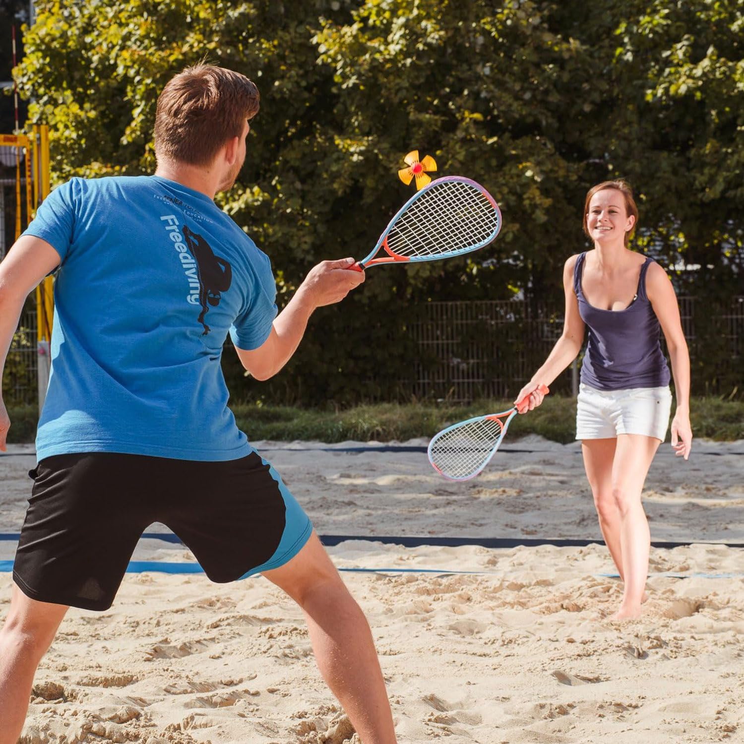 Speedminton Divertido juego alternativa a la pelota de playa volantes incluyendo 2 helicópteros para playa parque jardín