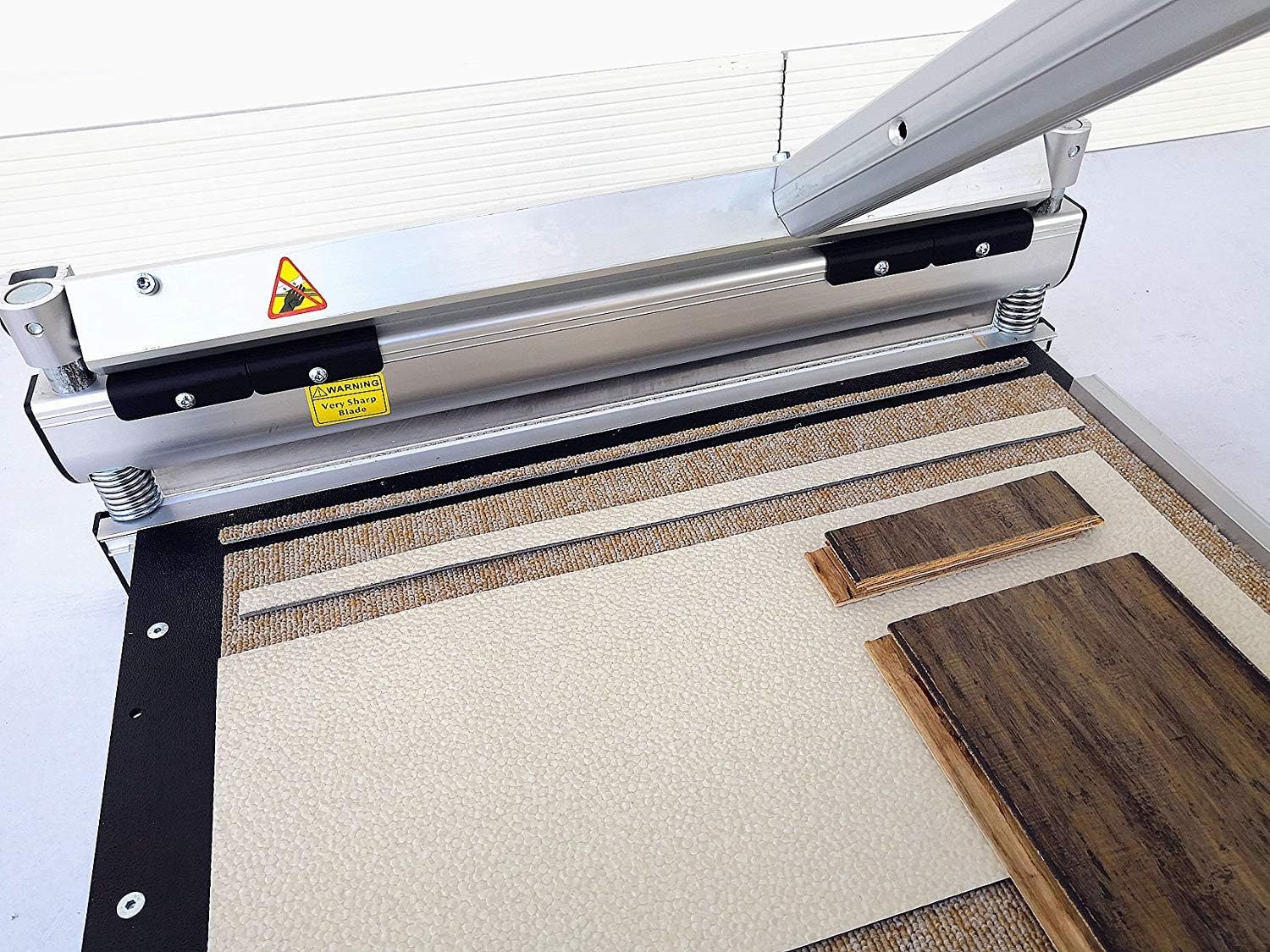 510mm/ 20inch Pro Flooring Cutter,for Laminate, Engineered Wood,Carpet Tile, SPC, LVP, WPC, Vinyl Flooring, Vinyl siding, VCT, DuraCeramic Tile,Rubber,Foam Tiles and More.MC-510,Best Buy !