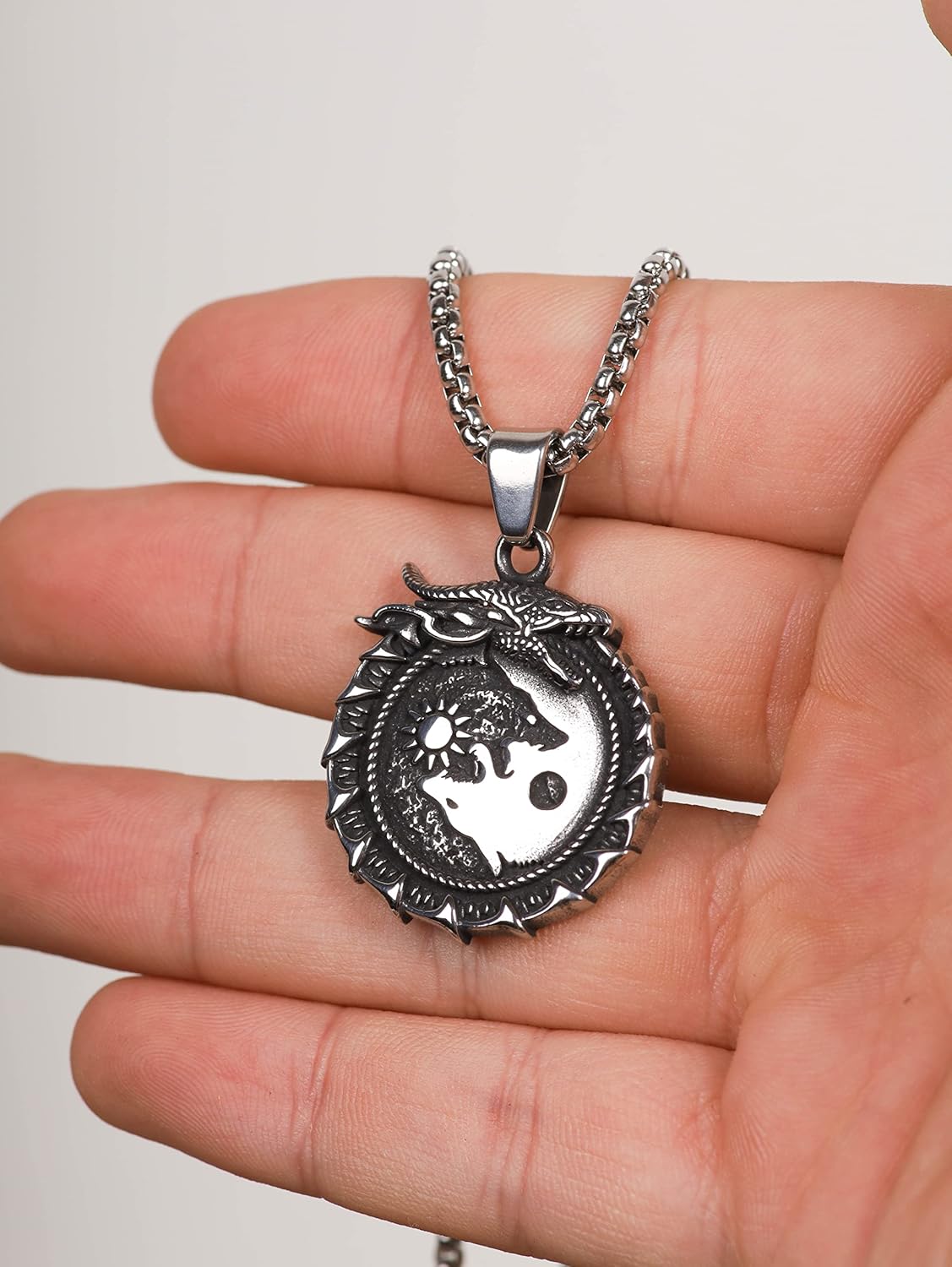 HAQUIL Viking Necklace, Skoll Hati Wolf Pendant, Viking Jewelry Gift for Men and Women - Image 4