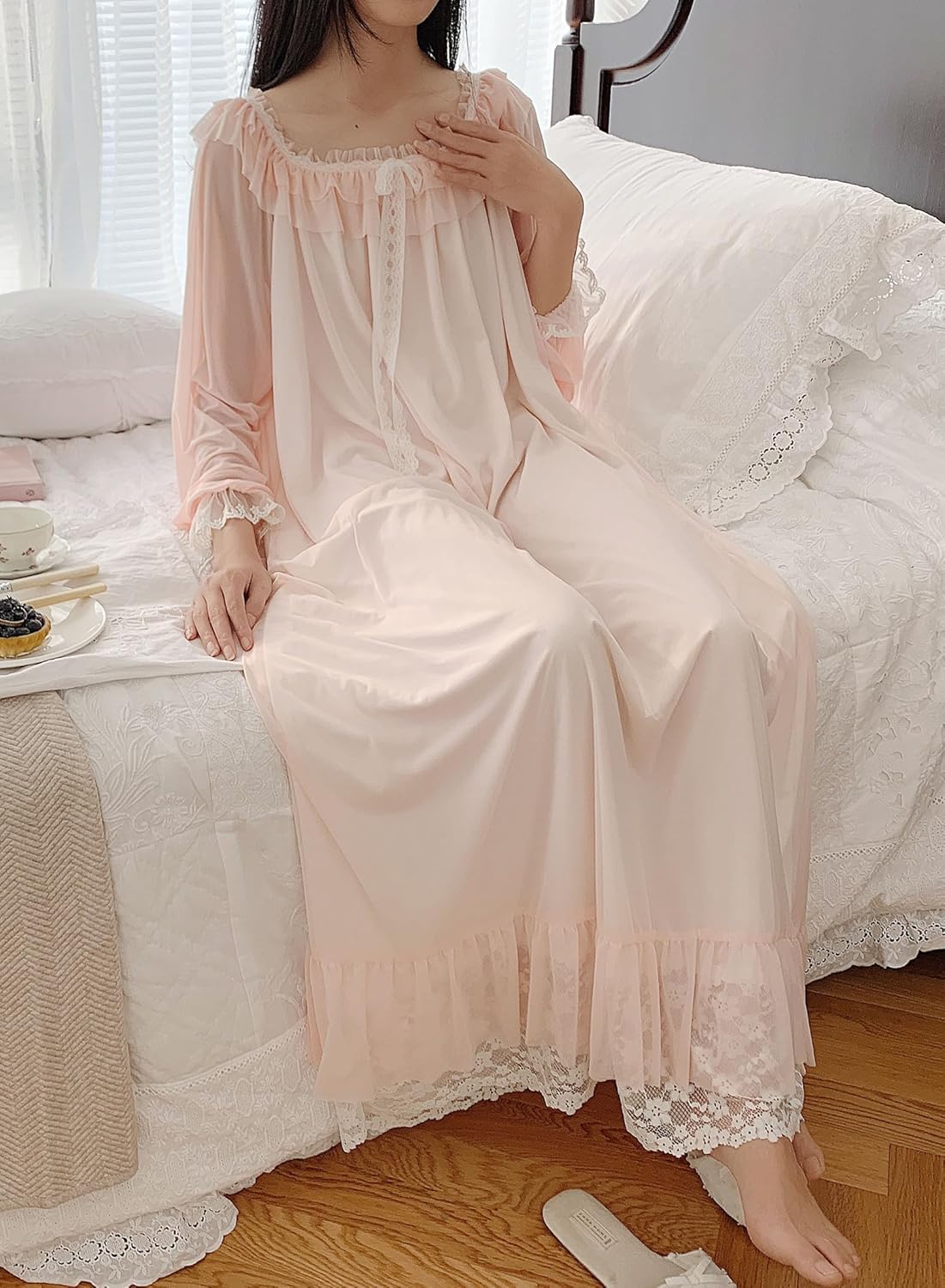 Women's Lace Vintage Victorian Nightgown Long Sleeve Sleepwear Nightdress - Image 3