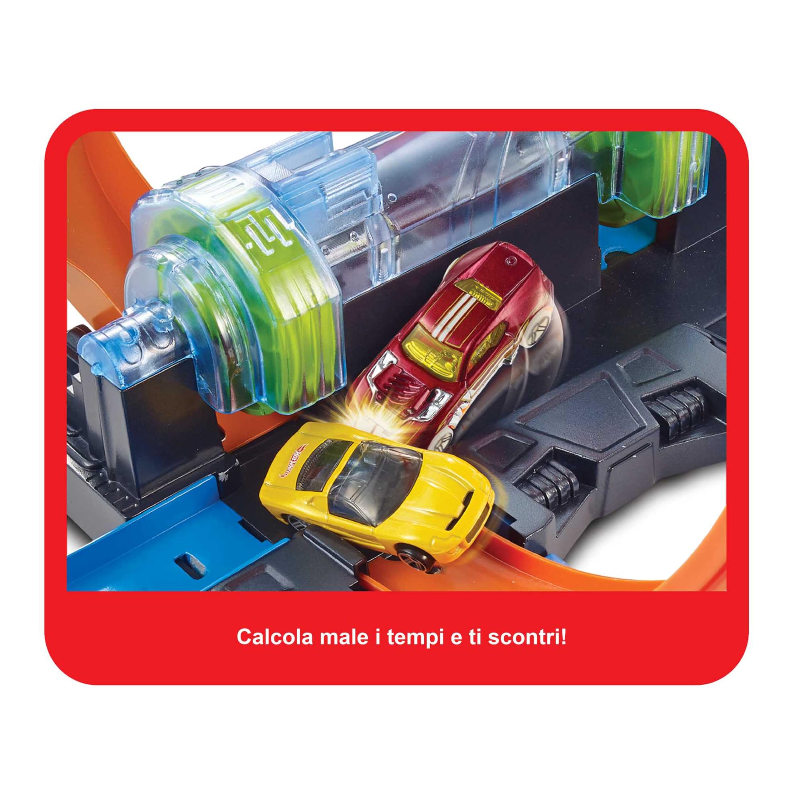 Hot Wheels, Pista Hot Wheels Schianti Rotanti con Propulsori Motorizzati, Giocattolo per Bambini 5+ Anni, FTB65