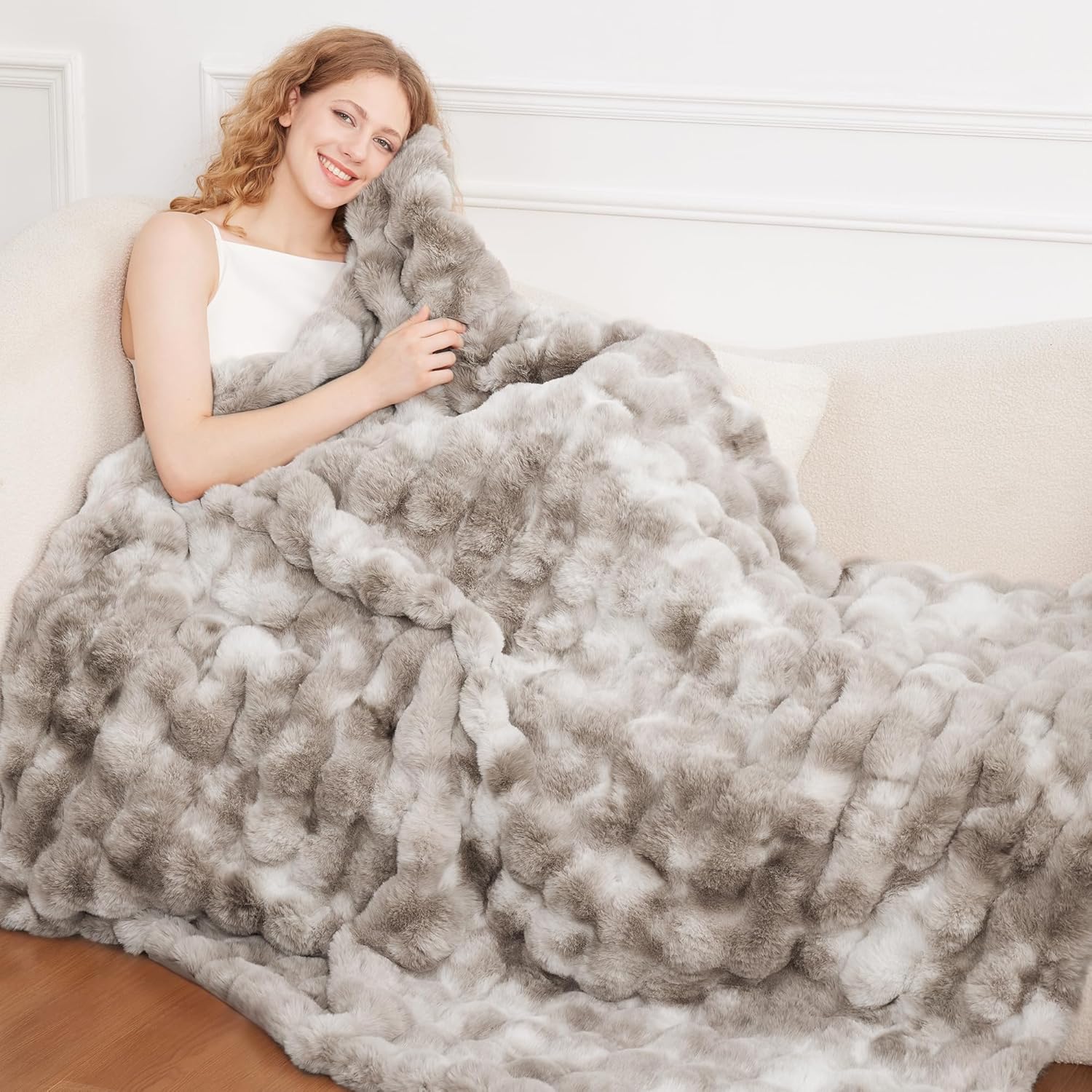 Comelady Faux Rabbit Fur Throw Blanket for Couch,Soft Fluffy Thick Bubble Blanket for Bed Sofa Room Decor-Lightweight Cozy Fuzzy Blanket Gifts for Women Men,Tie-dye Brown,50"×60" - Image 8