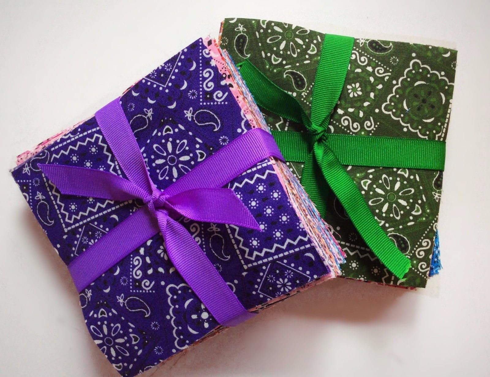 100 Bandana pre Cut Charm Pack 5" Squares 100% Cotton Fabric Quilt L