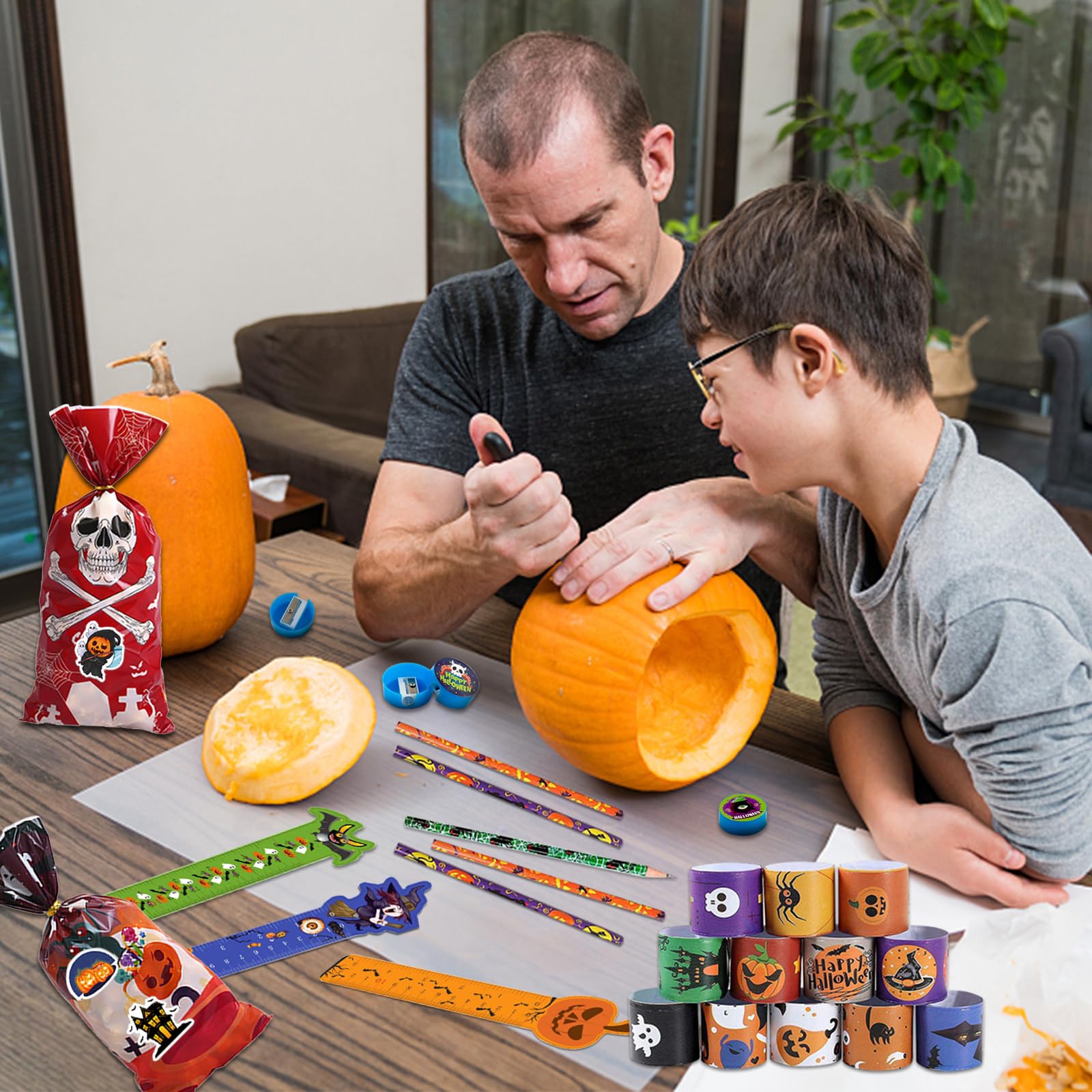 Lot De 110 Articles De Papeterie D'Halloween Pour Enfants - Décoration