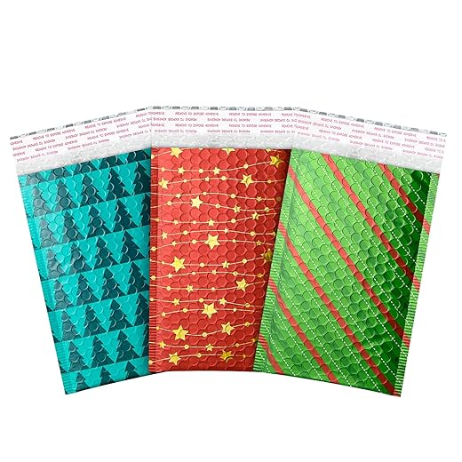 TONESPAC 25 Pack Christmas 9x12 inch Poly Bubble Mailers Padded Envelopes Retailer Holiday Shipping Bags with Waterproof Self Seal Strip with Five Different Christmas Pattern.(9x12 inch,Mixed Pattern)