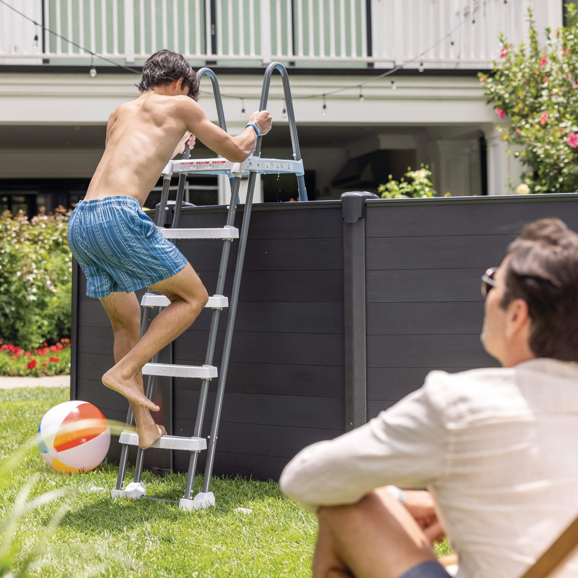 Intex 26384 Piscina Fuori Terra Graphite Panel, Grigio Grafite, Ø 478 x 124 cm, Sistema di Filtrazione a Sabbia e Scaletta Inclusi