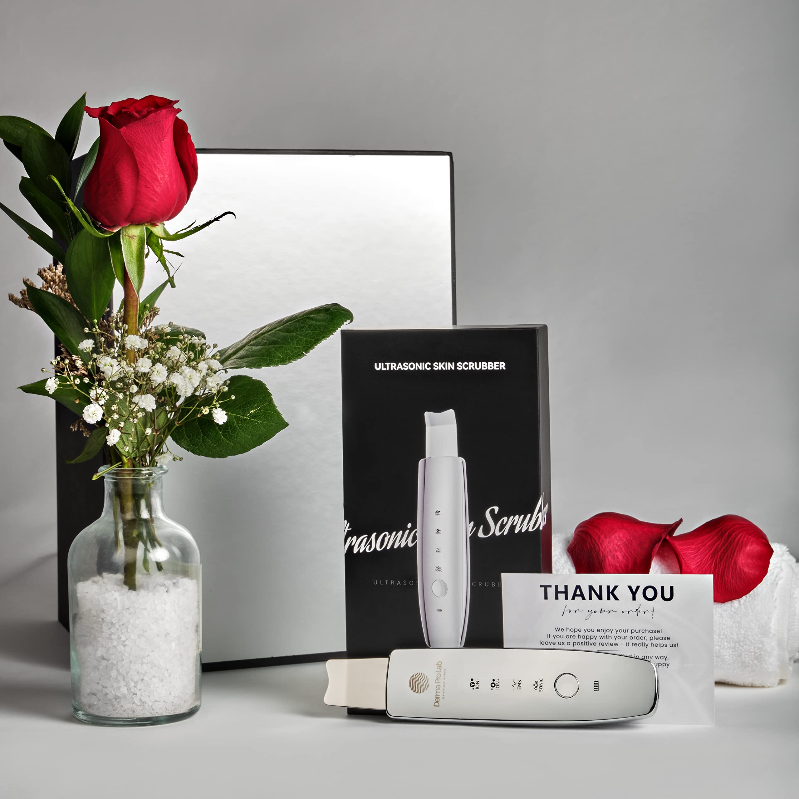 Derma Scraber 美顔器 Amazon.com: Derma Pro Lab Premium Skin Cleansing Scrubber
