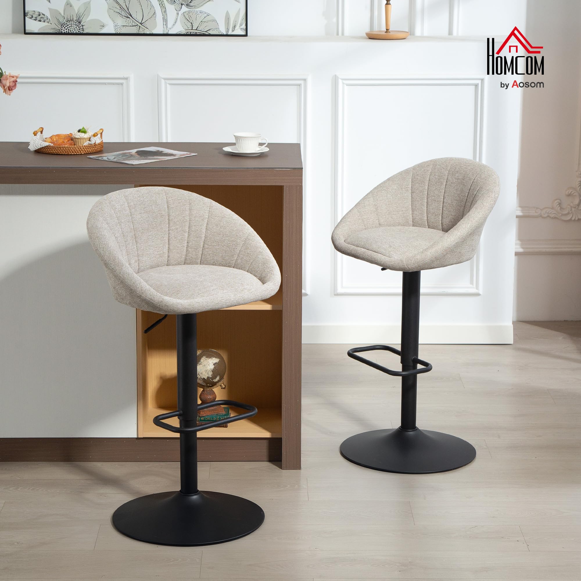 HOMCOM Set 2 Sgabelli Bar con Schienale e Braccioli, Altezza Regolabile, Sgabelli Cucina Girevole a 360° con Poggiapiedi Integrato, Sedie Bar Alte in Tessuto, per Soggiorno, Sala da Pranzo, Beige