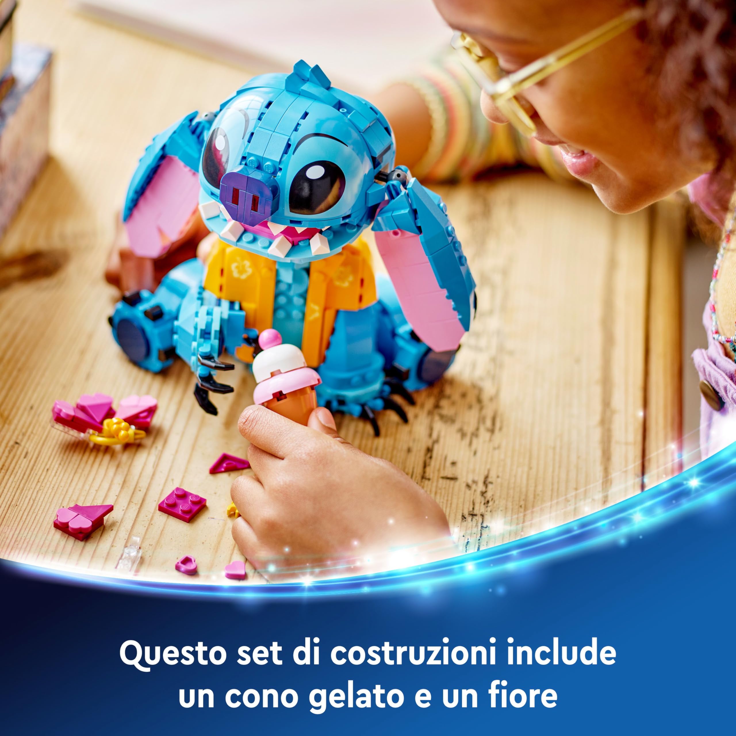 LEGO | Disney Stitch Giocattolo - Personaggio da Gioco e da Esposizione con Cono Gelato e Fiore Decorativo - Regalo per Bambine, Bambini e Fan del Film Lilo e Stitch da 9 Anni in su - 43249