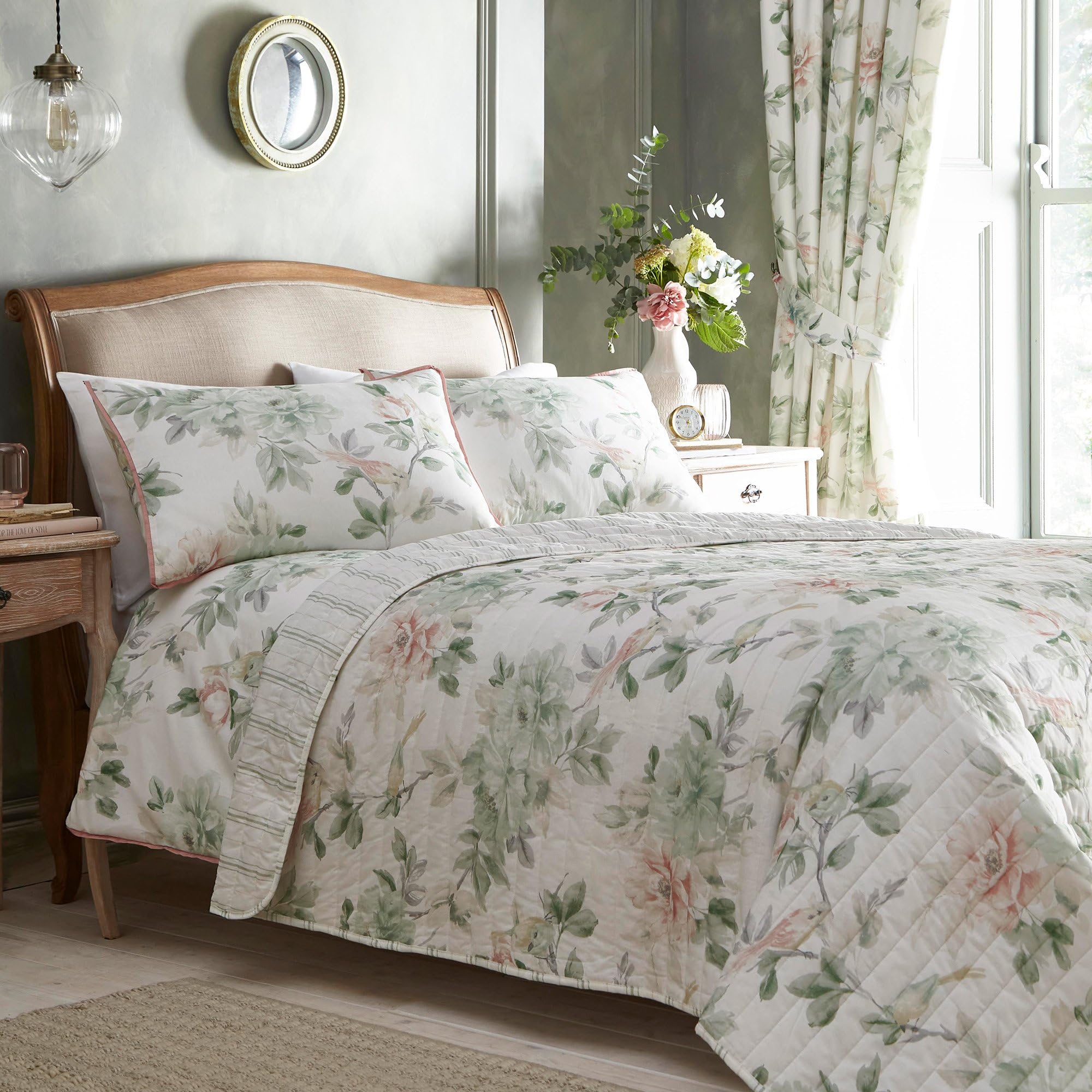 Appletree - Green Floral & Birds Quilted Bedspread - 230 x