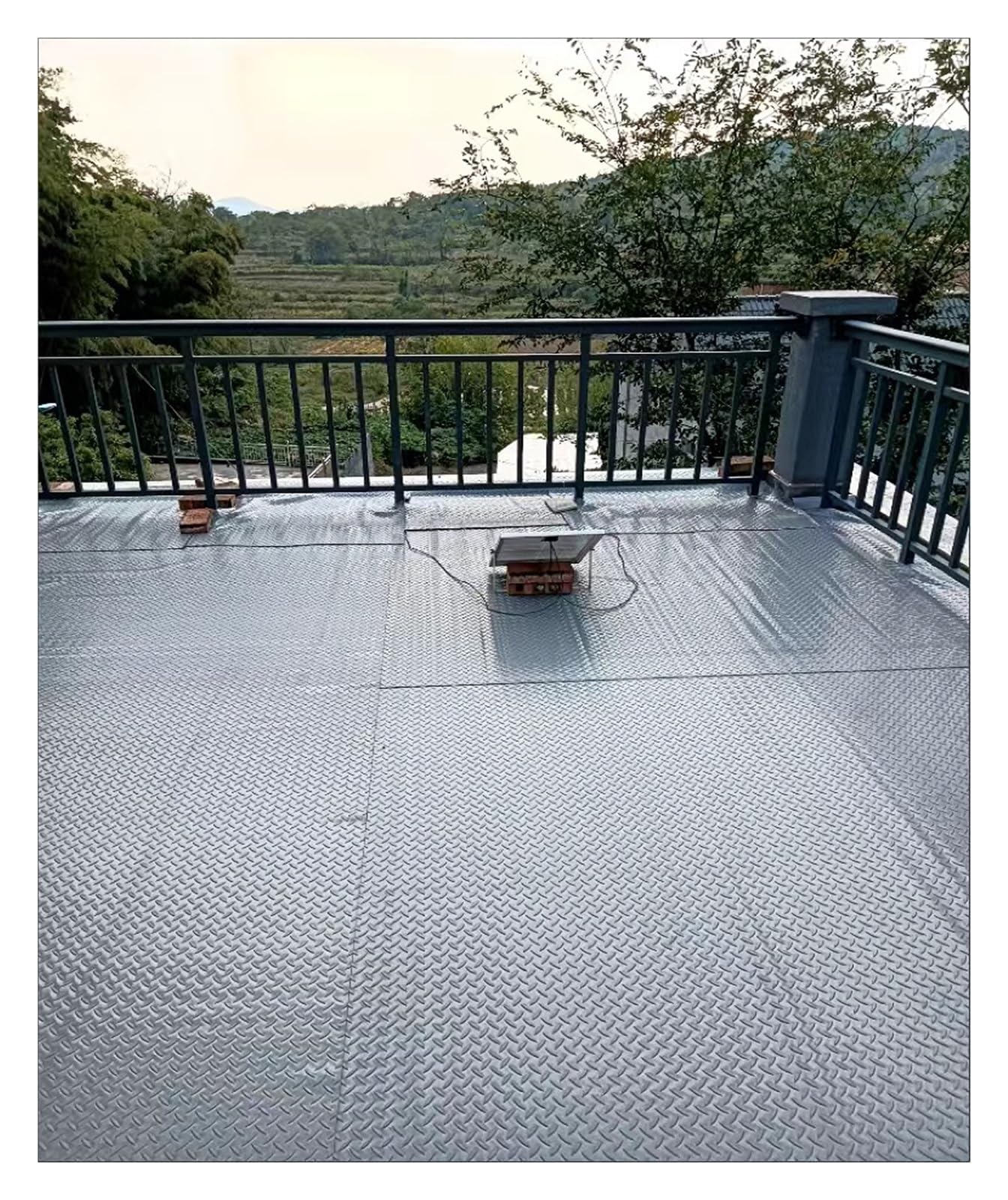 Strapazierfähige wasserdichte Gummi-Outdoor-Matte für Terrasse und Balkon, Diamant-Platte, Garagen-Fußmatten, 60 - 91 cm, langlebige 3 mm dicke Gummibodenrollen