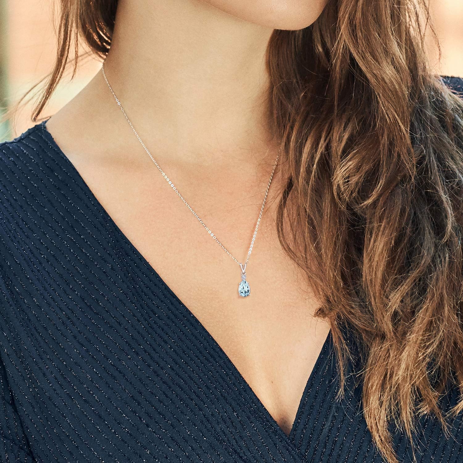 Gem Stone King 925 Sterling Silver Sky Blue Aquamarine and White Created Sapphire Pendant Necklace For Women (1.21 Cttw, Gemstone March Birthstone, Pear Shape 9X6MM, with 18 inch Chain)