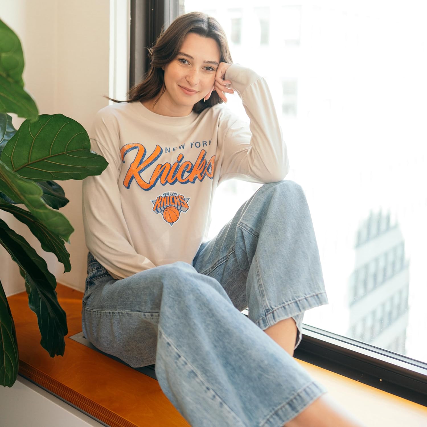 Ultra Game Women's NBA Official Super Soft Crop Top Shirt - Image 5