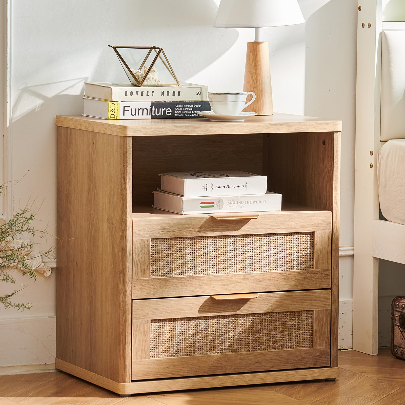 Table d'appoint de lit et table de chevet en bois naturel avec rangement rotin