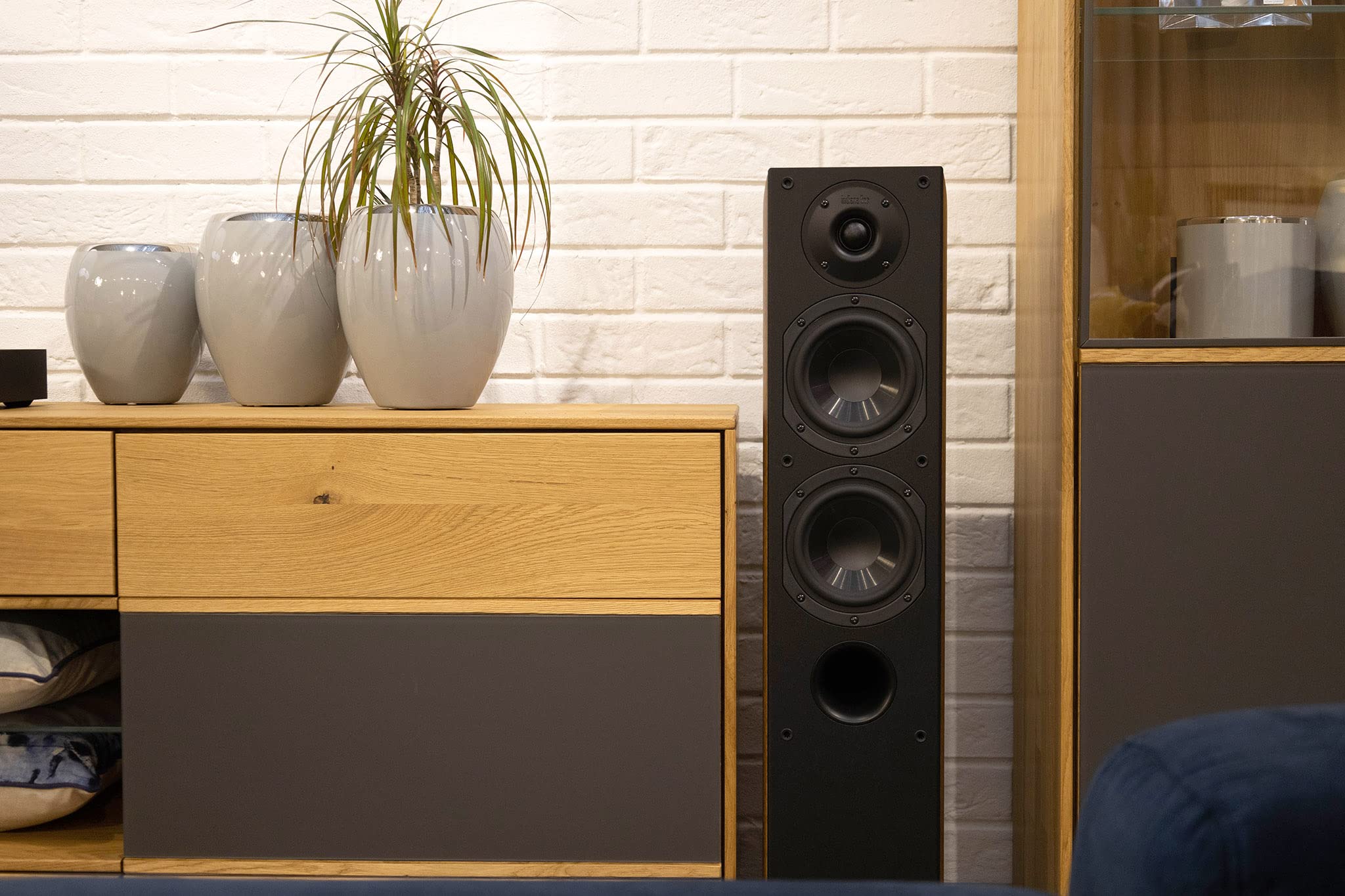Indiana Line Nota 550 XN diffusore da pavimento - coppia (rovere nero)
