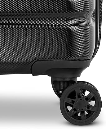 Samsonite Evolve SE Hardside Expandable Spinner Luggage