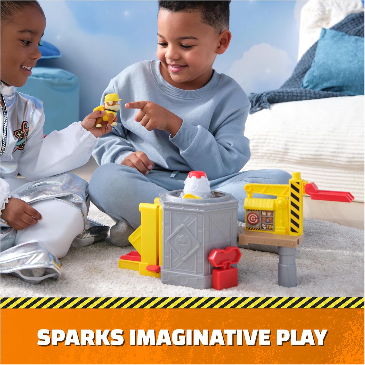 Rubble & Crew, Launch & Spin Spaceship Playset with Rubble Toy Figure in Construction Uniform, Kids Toys for Boys & Girls Ages 3 and up