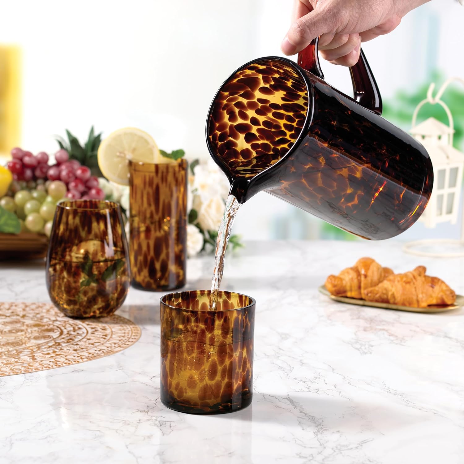 Tortoise Shell Pitcher Set of 1 – 46.5 oz Glass Pitcher – Durable, Lead-Free, Dishwasher Safe – Elegant Gift Packaging