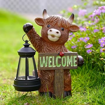 Highland Cow Decor Solar Garden Statues - Outdoor Figurines Decoration for Garden Yard Lawn Home Decor Outside Unique Gifts for Mom Couple GrandmaBrown