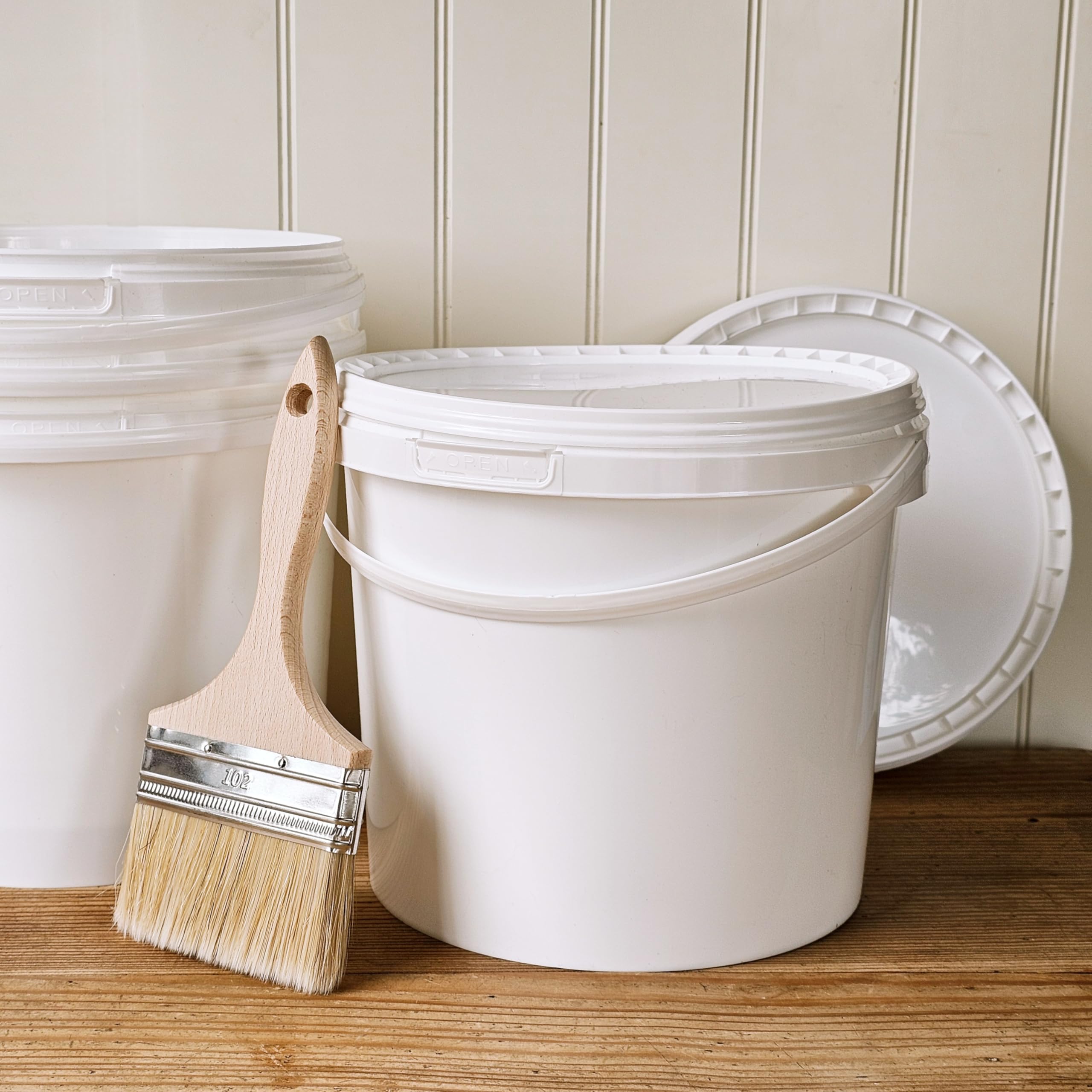 Eimer mit Deckel Weiß 5L – 5 STK. Lebensmittelecht, Luftdicht & Auslaufsicher – Stabiler PP Kunststoffeimer mit Henkel für Lebensmittel, Farbe & Lagerung (5, 5 L)