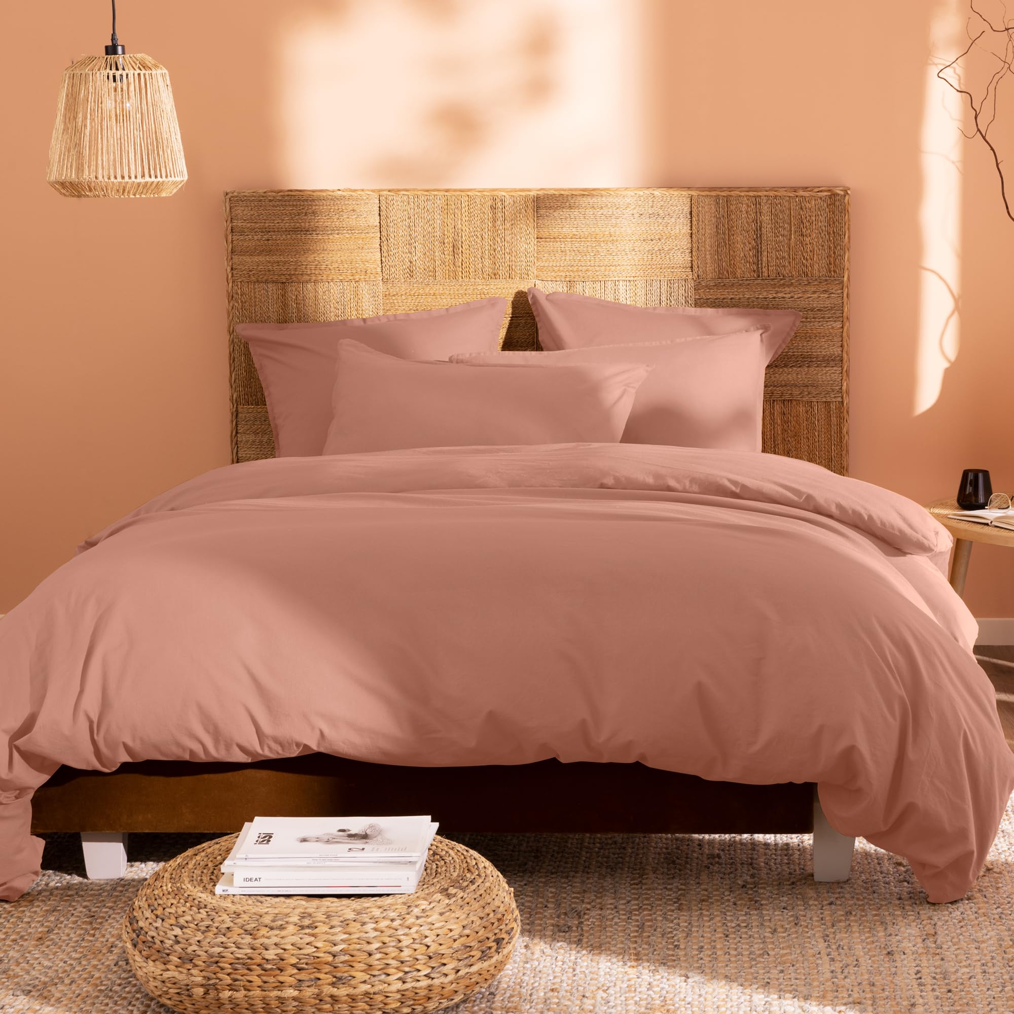 MATT & ROSE Parure de lit Coton LAVÉ Unie avec taies à Volant 100% Coton | Nude | Housse de couette 240x220 cm + 2 taies d'oreiller 65x65 cm | Fermeture boutons | Certification Oeko-Tex