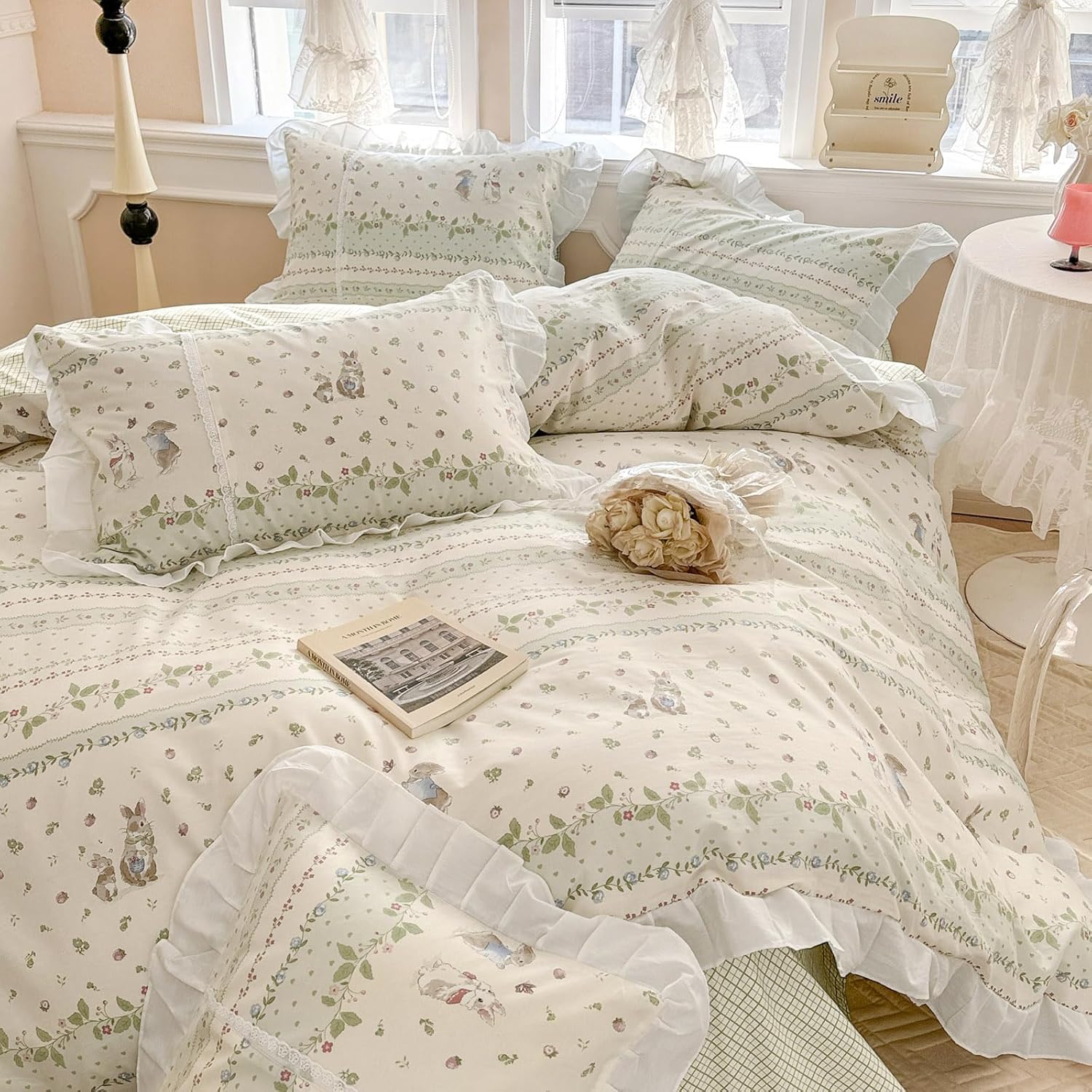 VM VOUGEMARKET Girls Flower Comforter Set Green Leaves with Cute Rabbit Comforter with 2 Pillow Shams Romantic Ruffle Down Comforter Set(3pcs,Queen)