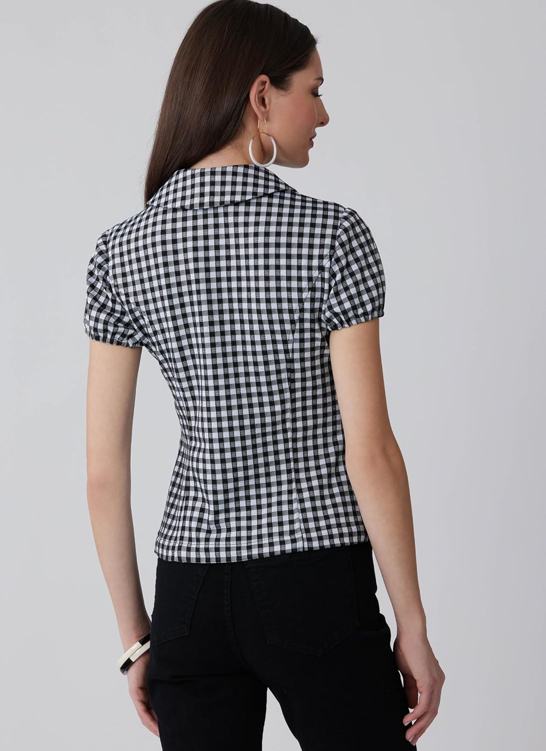 McCall's M8657 Sewing Pattern for Misses' and Women's Peter Pan Collar Knit Top with Sleeve Variations