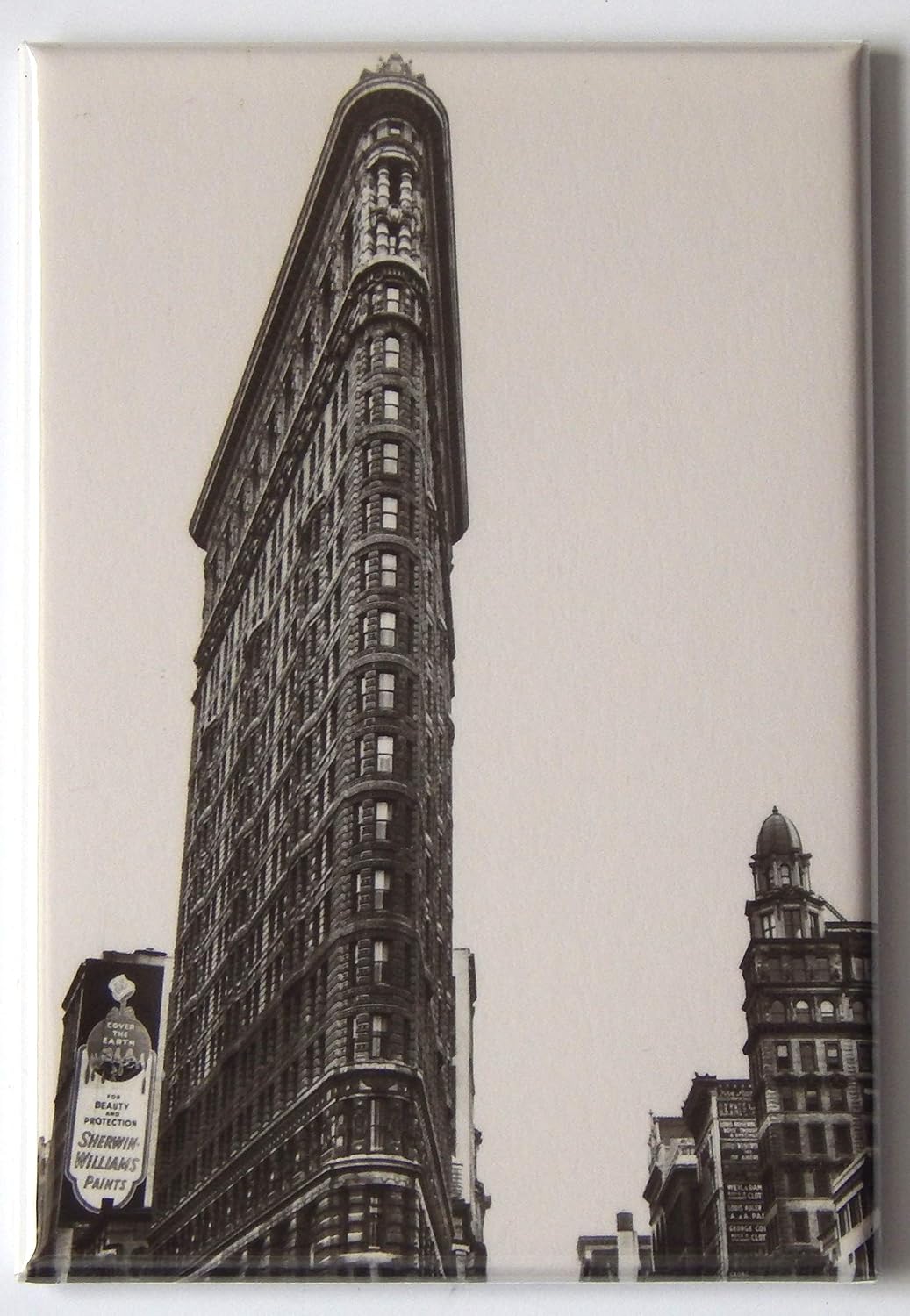 Flat Iron Building Fridge Magnet (2 x 3 inches)