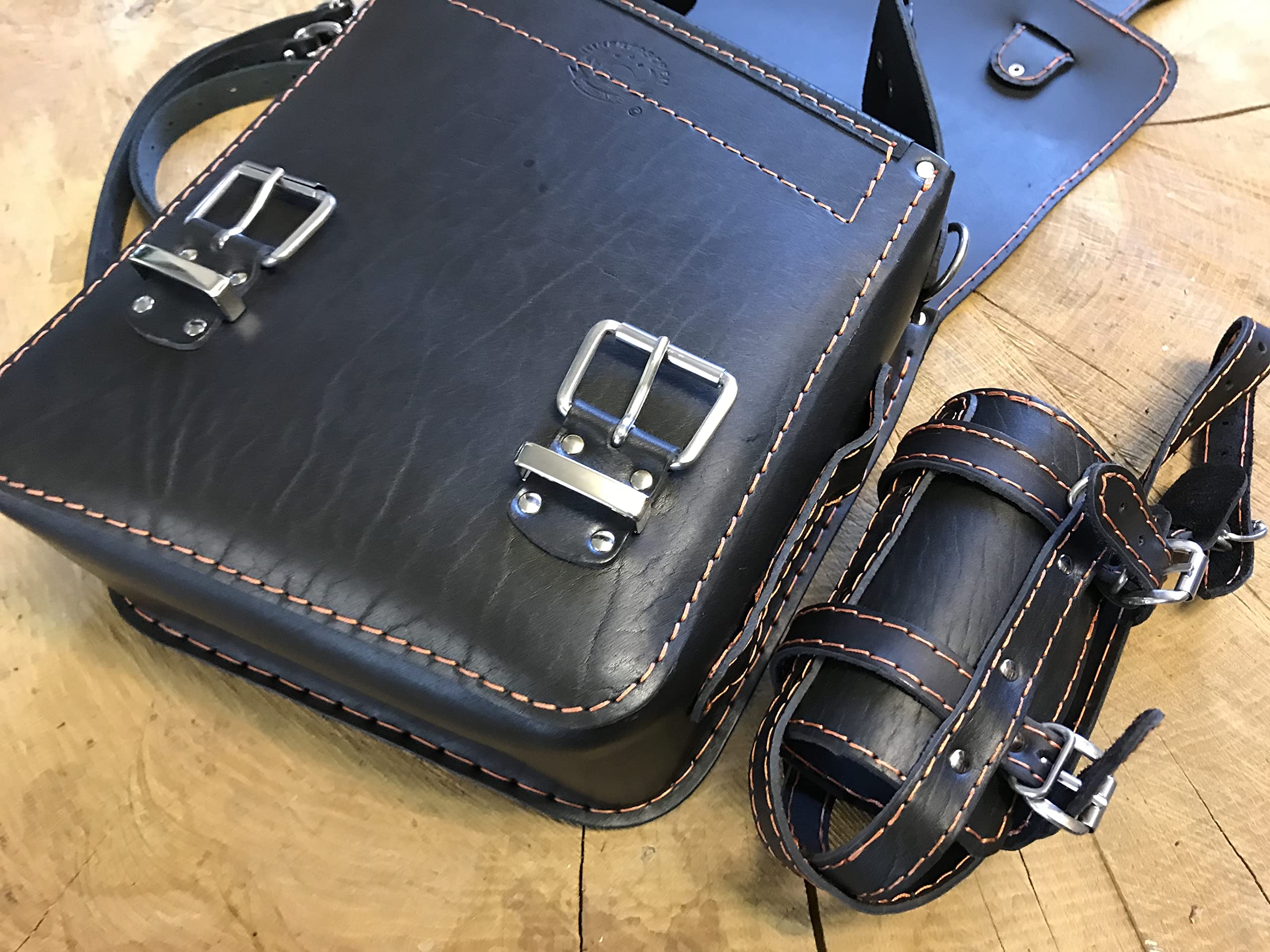 Tasca laterale Hulk nero e arancione compatibile con Harley Davidson Softail Heritage Breakout Fat Bob Street Bob telaio a stella pelle borsa posteriore