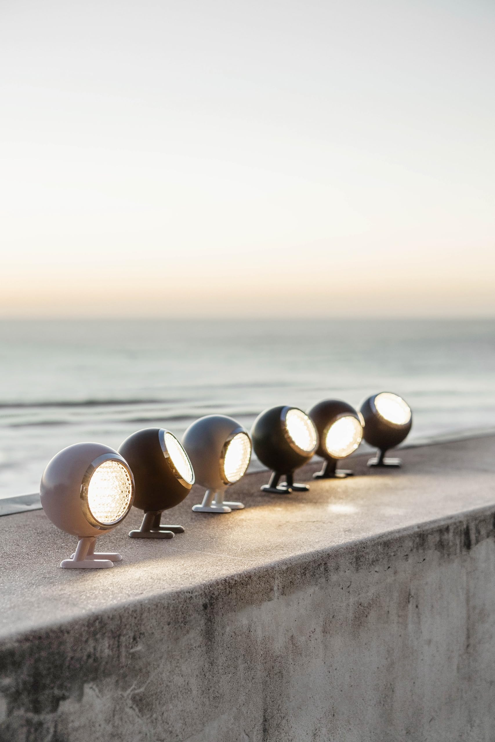 MR. WATTSON AKKU LED Leuchte NORBITT 2.0 in/outdoor cosmic chrome