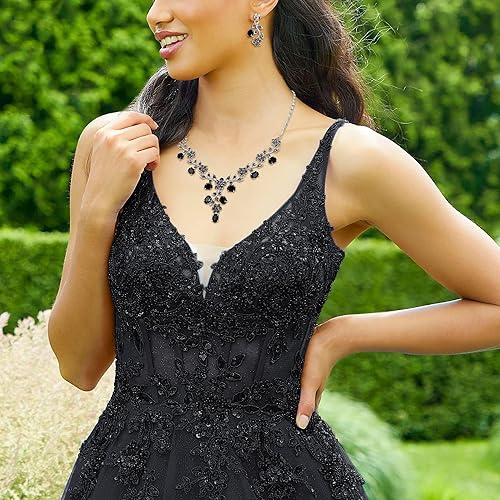 Miniatura 2 de EVER FAITH - Juego de collar y aretes con diseño de hojas y flores, de cristal austriaco