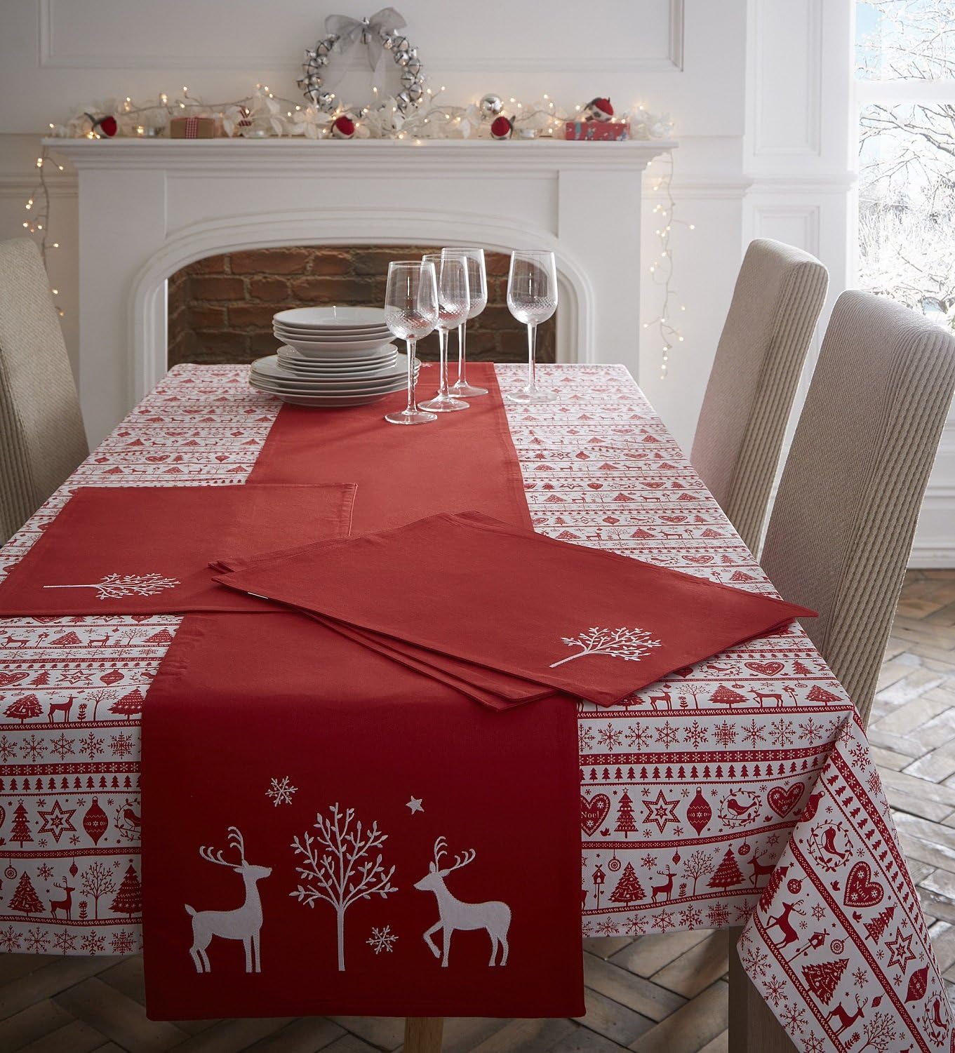 Yuletide - Cotton Tablecloth - 55x70"