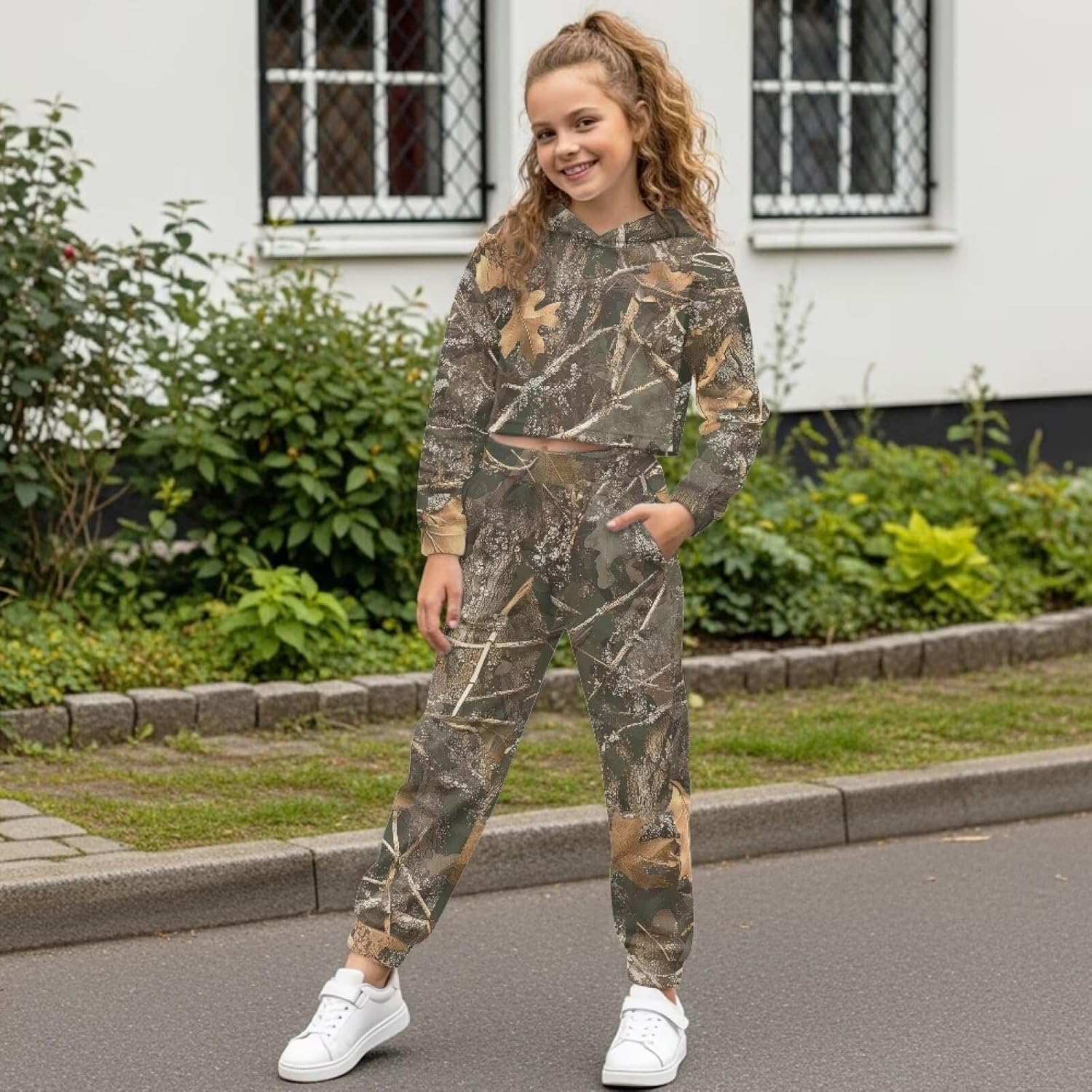 Rnyleeg Fashion Girls Crop Tops Hoodies 4-13Y Long Sleeve Clothing Sets 2 Piece Outfit Sweatsuits Fall Winter Matching Sets