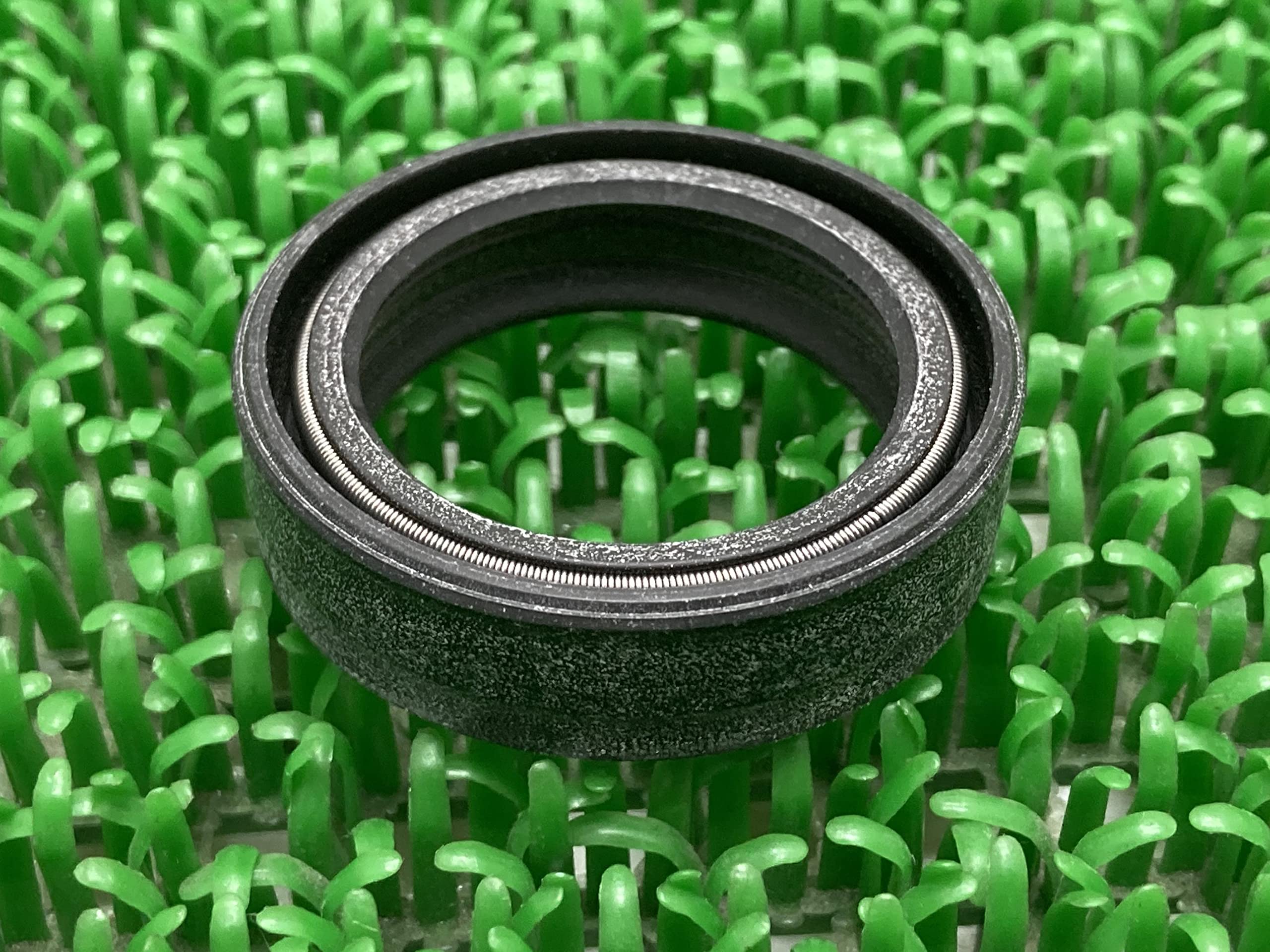 Amazon | アドレス110 フォークオイルシール 51153-16F00 スズキ