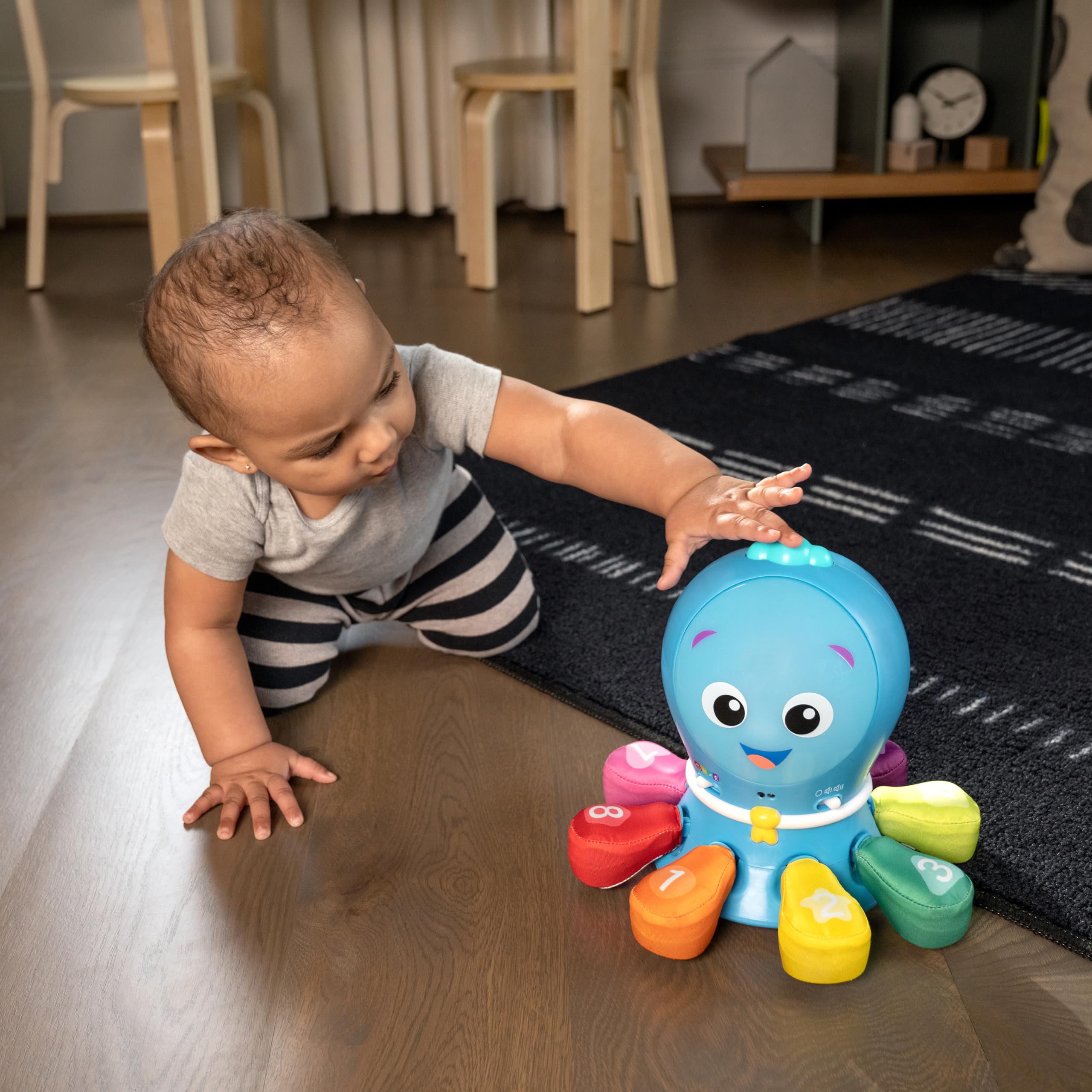 Baby Einstein Ocean Explorers Go Opus Go 4-in-1 Krabbeln & Fangen Aktivitäten Lernspielzeug, Musik und Lichter, Alter 3 Monate bis 5 Jahre