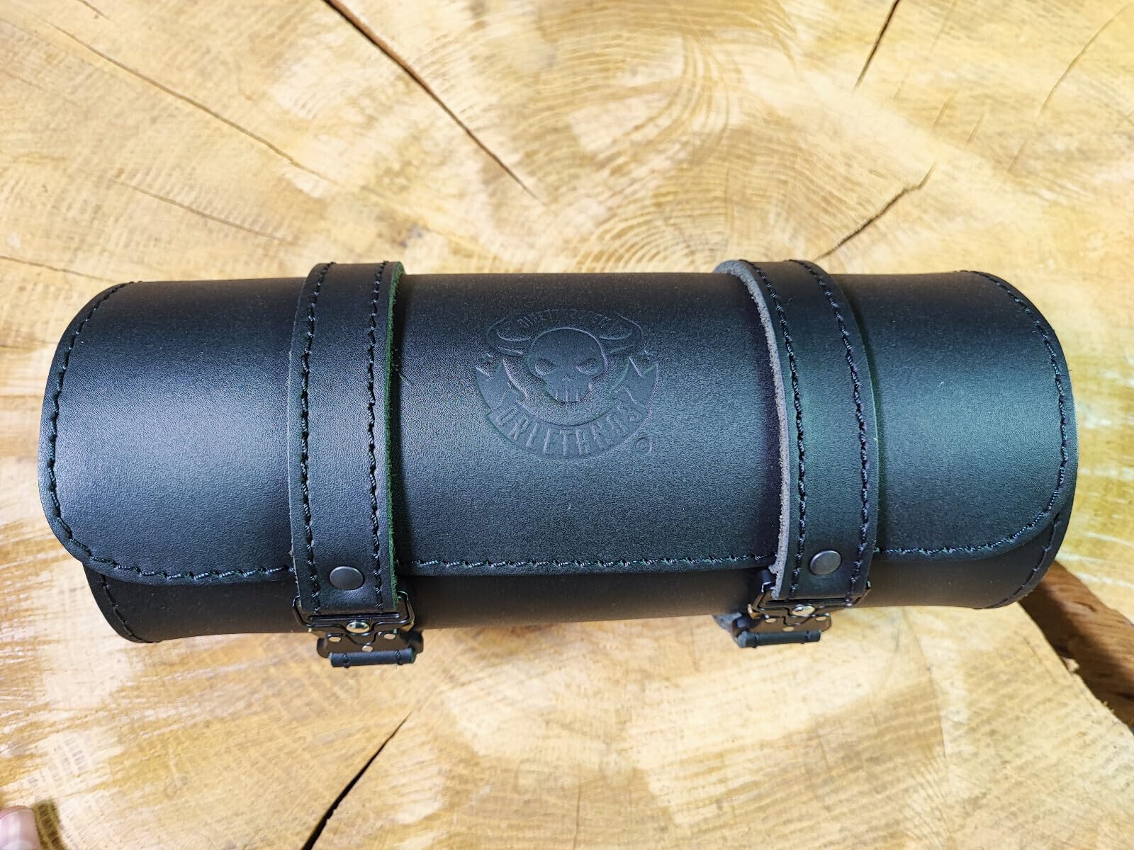 Tool Blackline Werkzeugrolle kompatibel mit Harley Davidson Chopper Reisekoffer Lederrolle Werkzeugrolle Hot Rod HD Koffer Sissybar Gepäckrolle Motorradkoffer schwarz