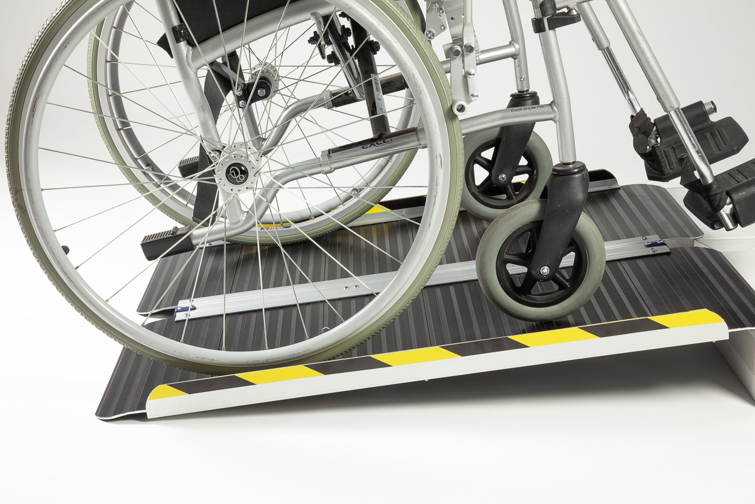The Ramp People Folding Wheelchair Ramp 60cm - 182cm (182cm / 6ft) Portable Anti Slip Ramp for Doorways and Steps