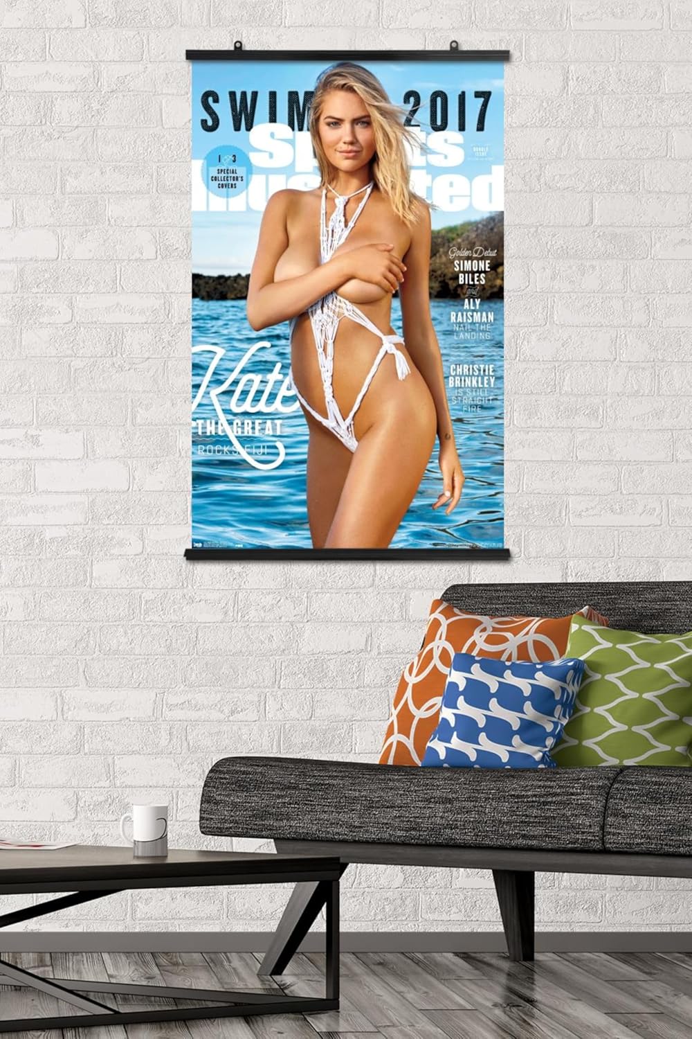 Trends International Sports Illustrated: Swimsuit Edition - Kate Upton Cover 17 Wall Poster, 22.375" x 34", Print and Black Hanger Bundle