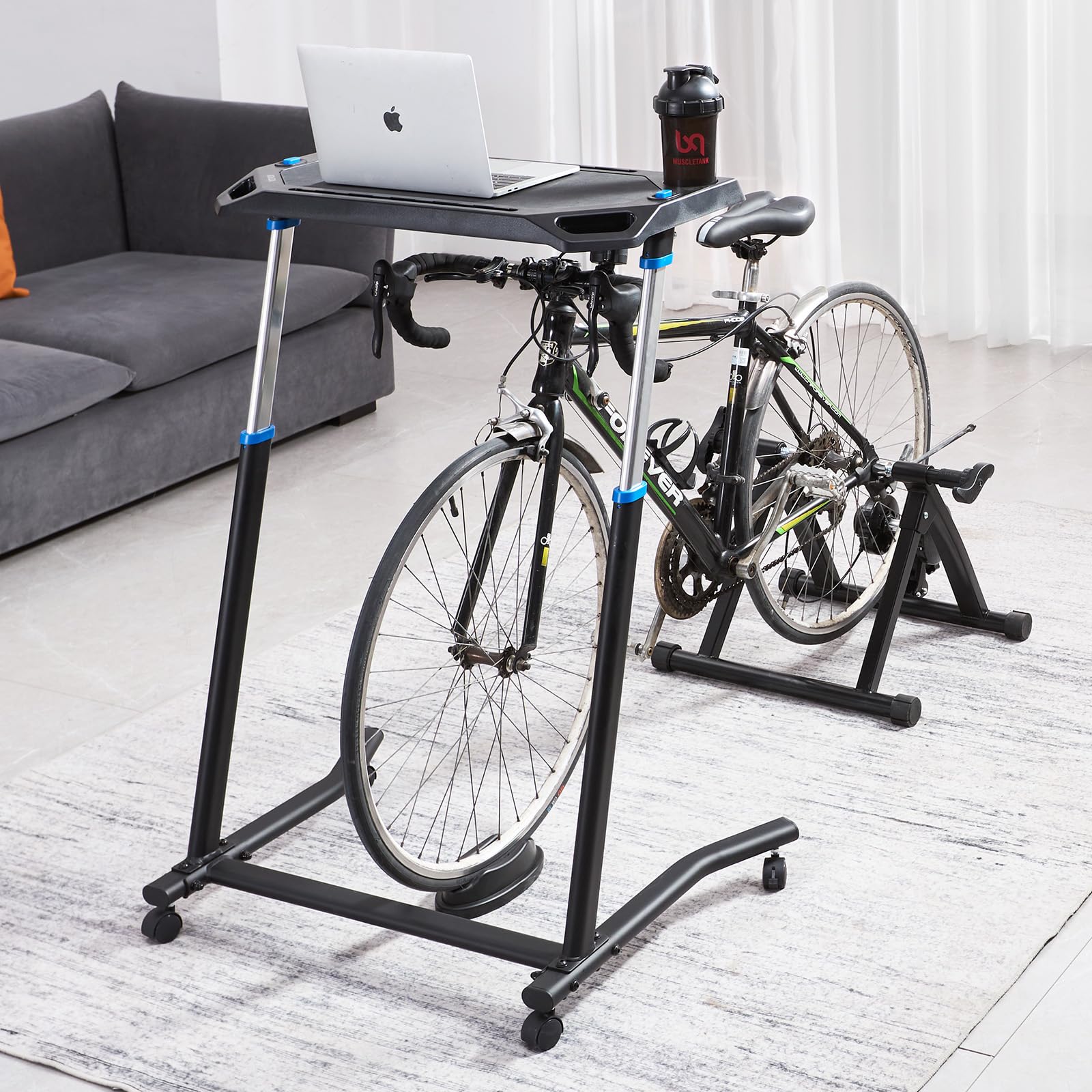VEVOR Escritorio de ciclismo, ajustable para bicicleta y caminadora con soporte triangular, antideslizante con múltiples ranuras, escritorio de fitness con barra de asa, apto para ejercicio en casa y