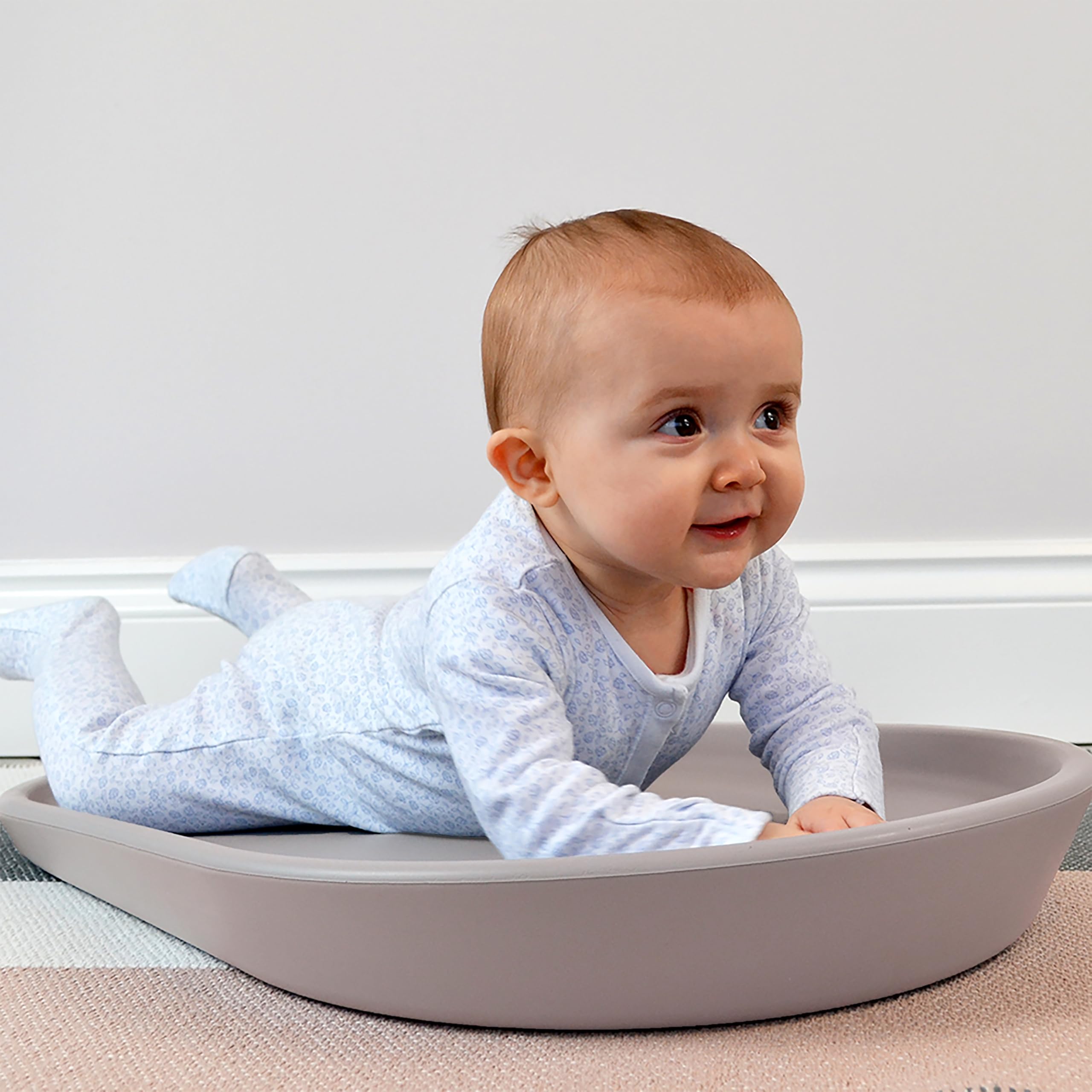 Shnuggle Squishy Baby-Wickelunterlage, weiches und warmes Schaumstoff-Material ist schöner für Babys, perfekt für Windeln, rutschfest, leicht zu reinigen, abwischbar (Taupe)