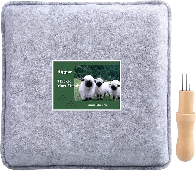 Namner Needle Felting Pad, Felting Mat with Felting Needles, Needle Felting Mat, Felting Needle and Mat, Needle Felt Tool Kit, Needle Felting Needles and Felting Pad, 9.84 x 9.84 Inches