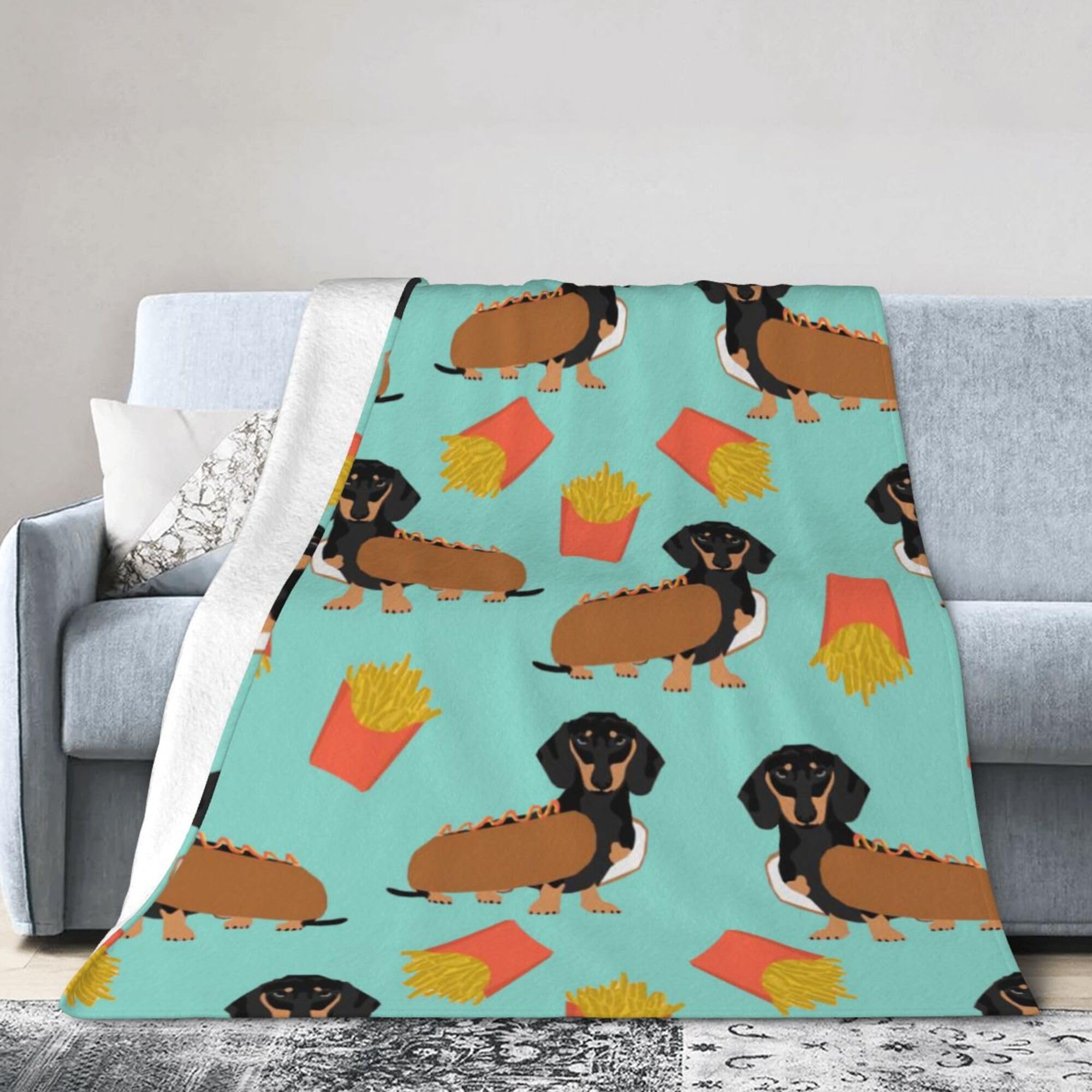 Melbrakin Black Sausage Dog Dachshund Blanket Super Soft Flannel Blanket Comfy Cozy Throw Blanket Couch Lightweight Blankets For Living Room Bedroom 60"X50"