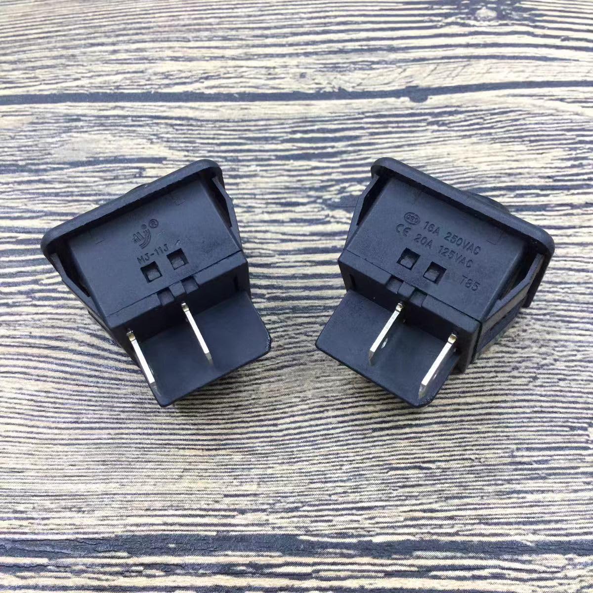 1PCS MJ-11J Square 4-Pin 2-Position Boat Switch with Light for Hair Salon Hair Curler and Straightener Power Switch 16A