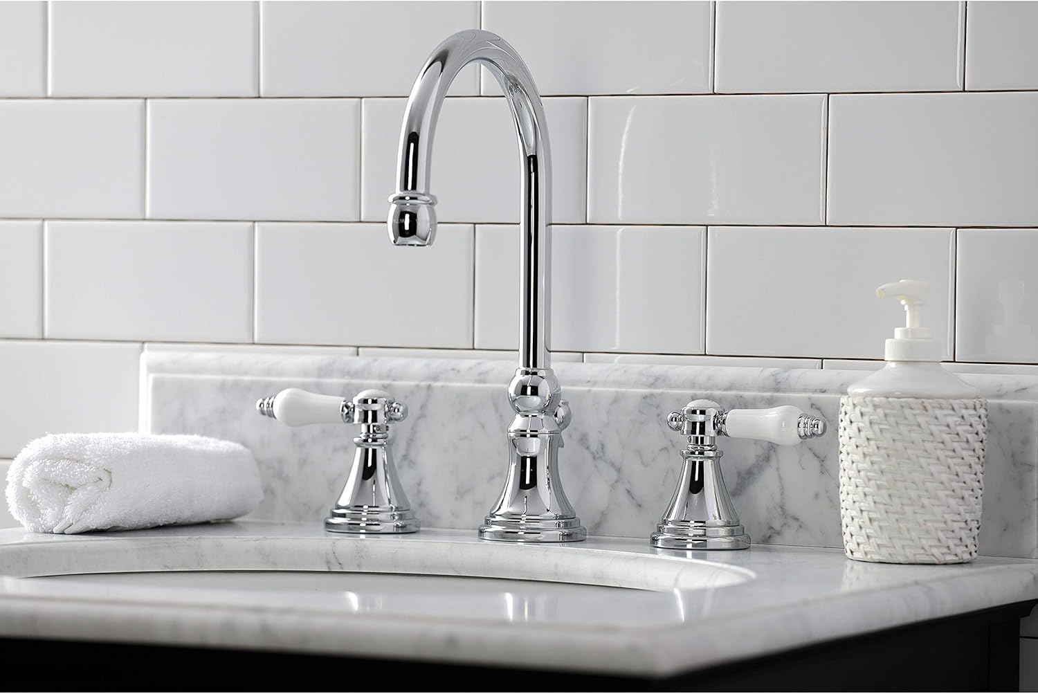 Kingston Brass KS2981BPL Bel-Air Widespread Bathroom Faucet with Brass Pop-Up, Polished Chrome